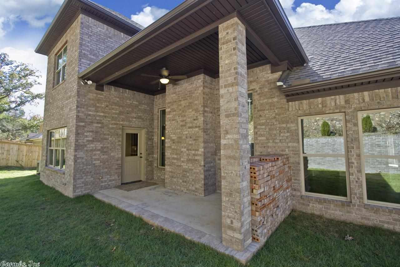 WOODLANDS EDGE - Residential