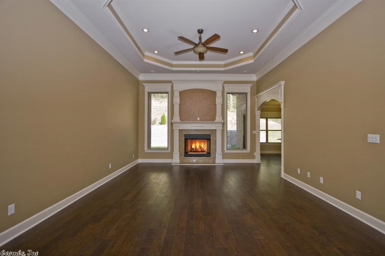 WOODLANDS EDGE - Residential