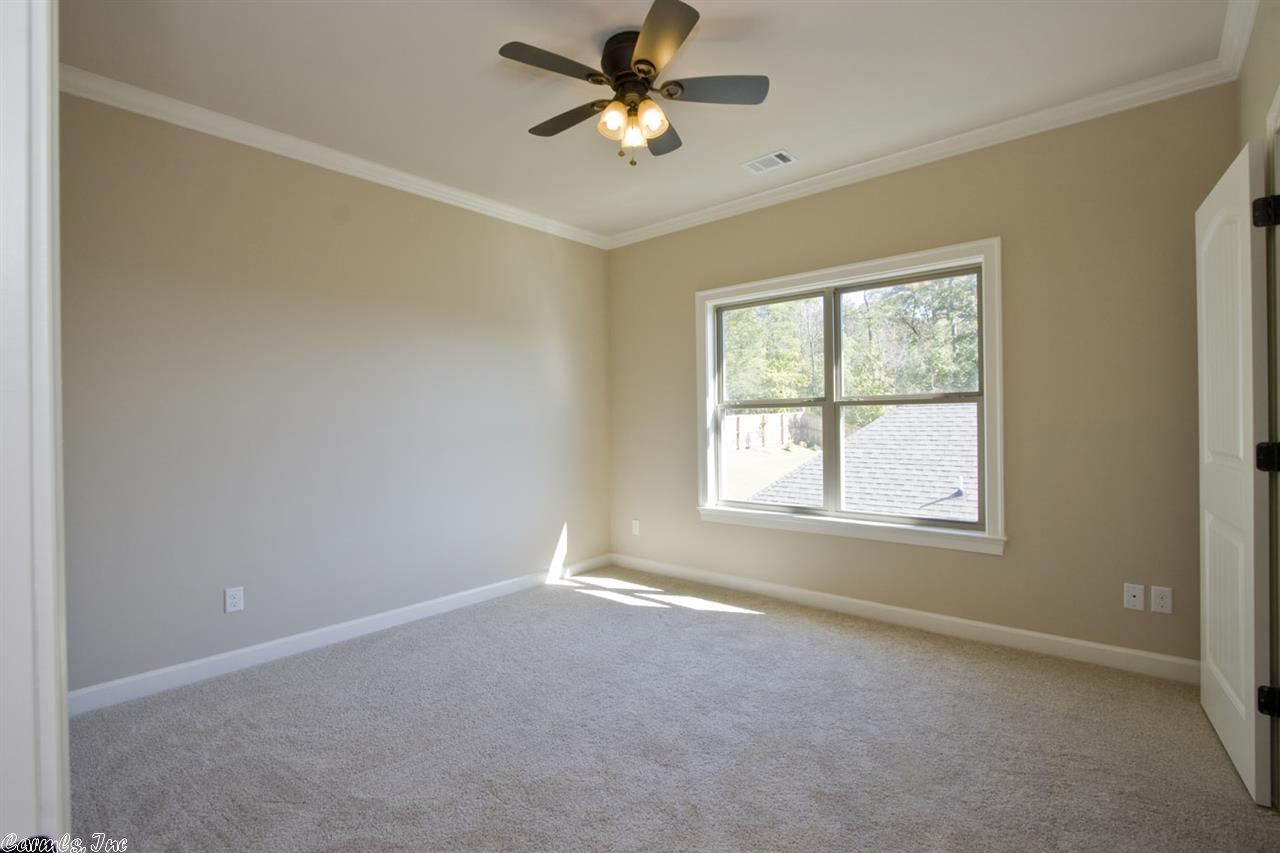 WOODLANDS EDGE - Residential