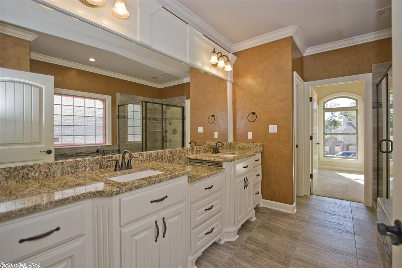 WOODLANDS EDGE - Residential