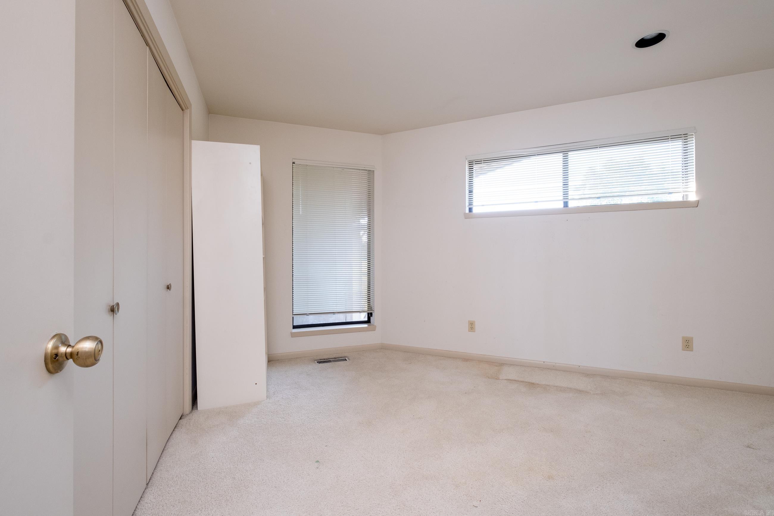 PINNACLE VALLEY - Residential