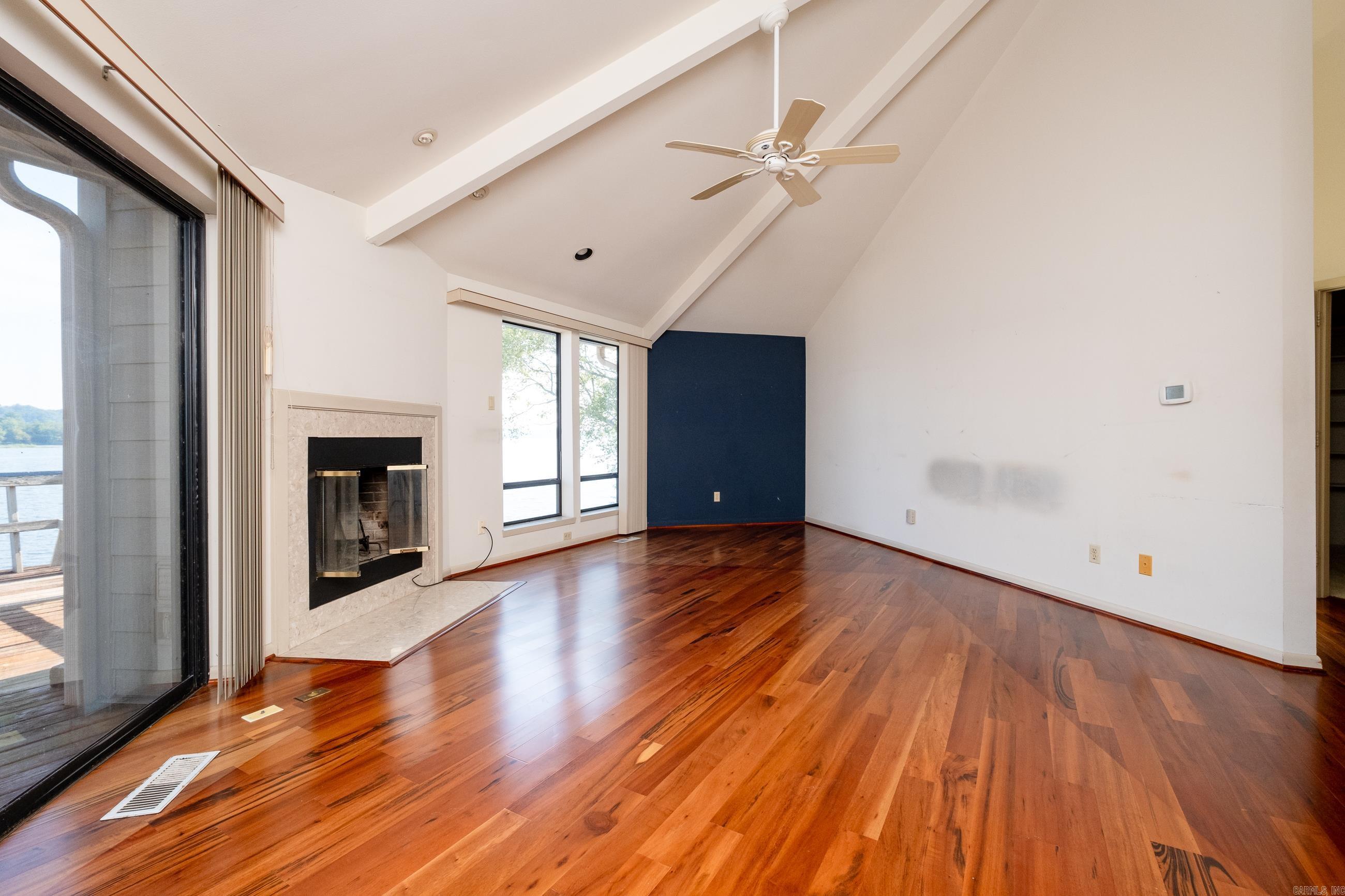 PINNACLE VALLEY - Residential