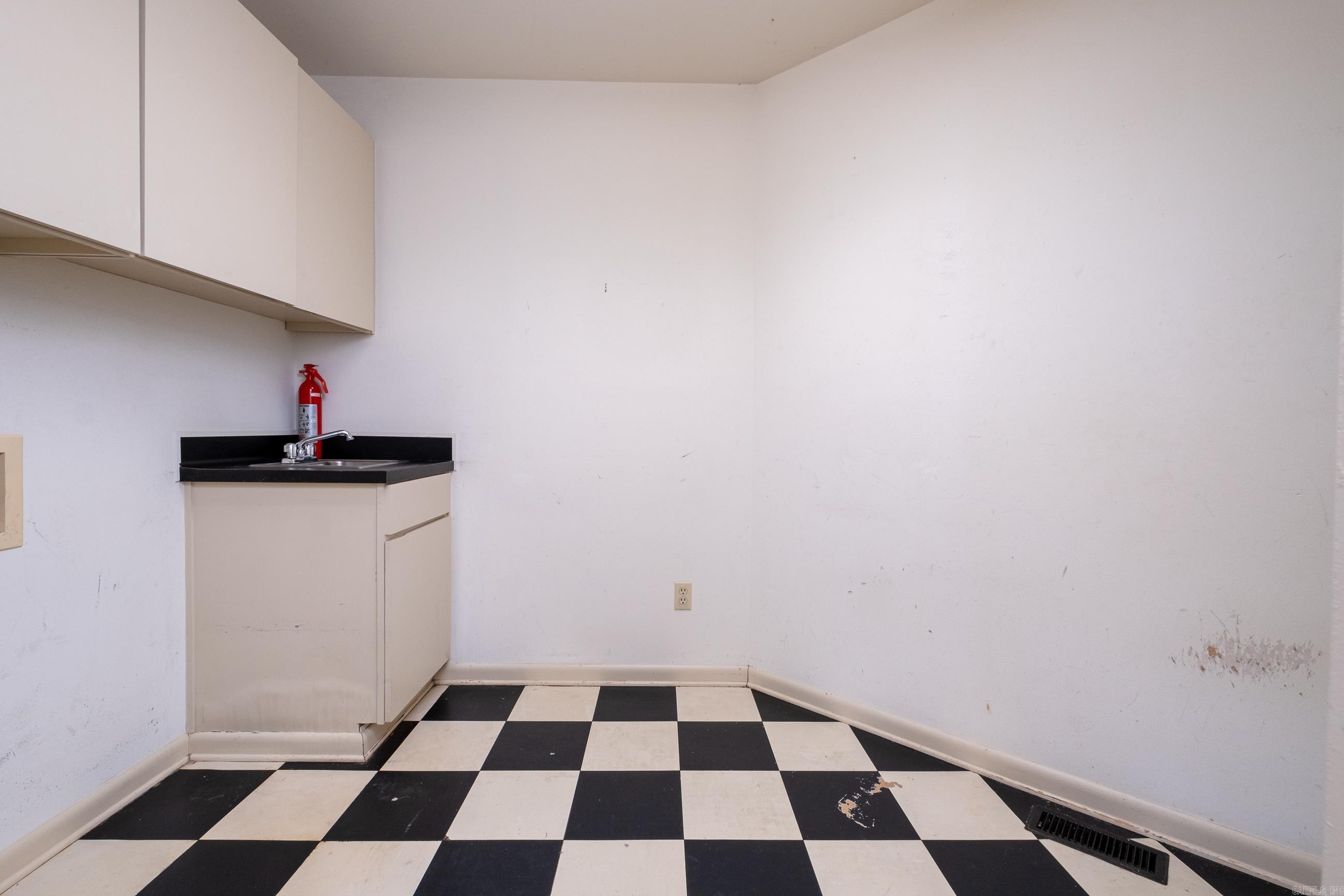 PINNACLE VALLEY - Residential