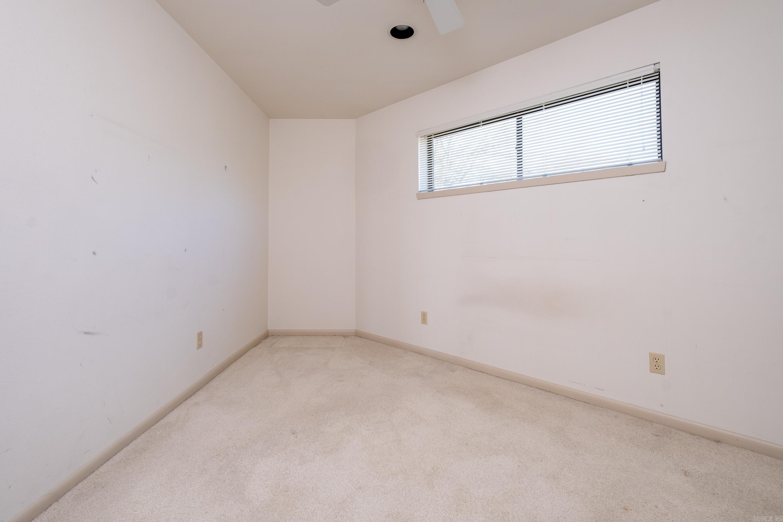 PINNACLE VALLEY - Residential