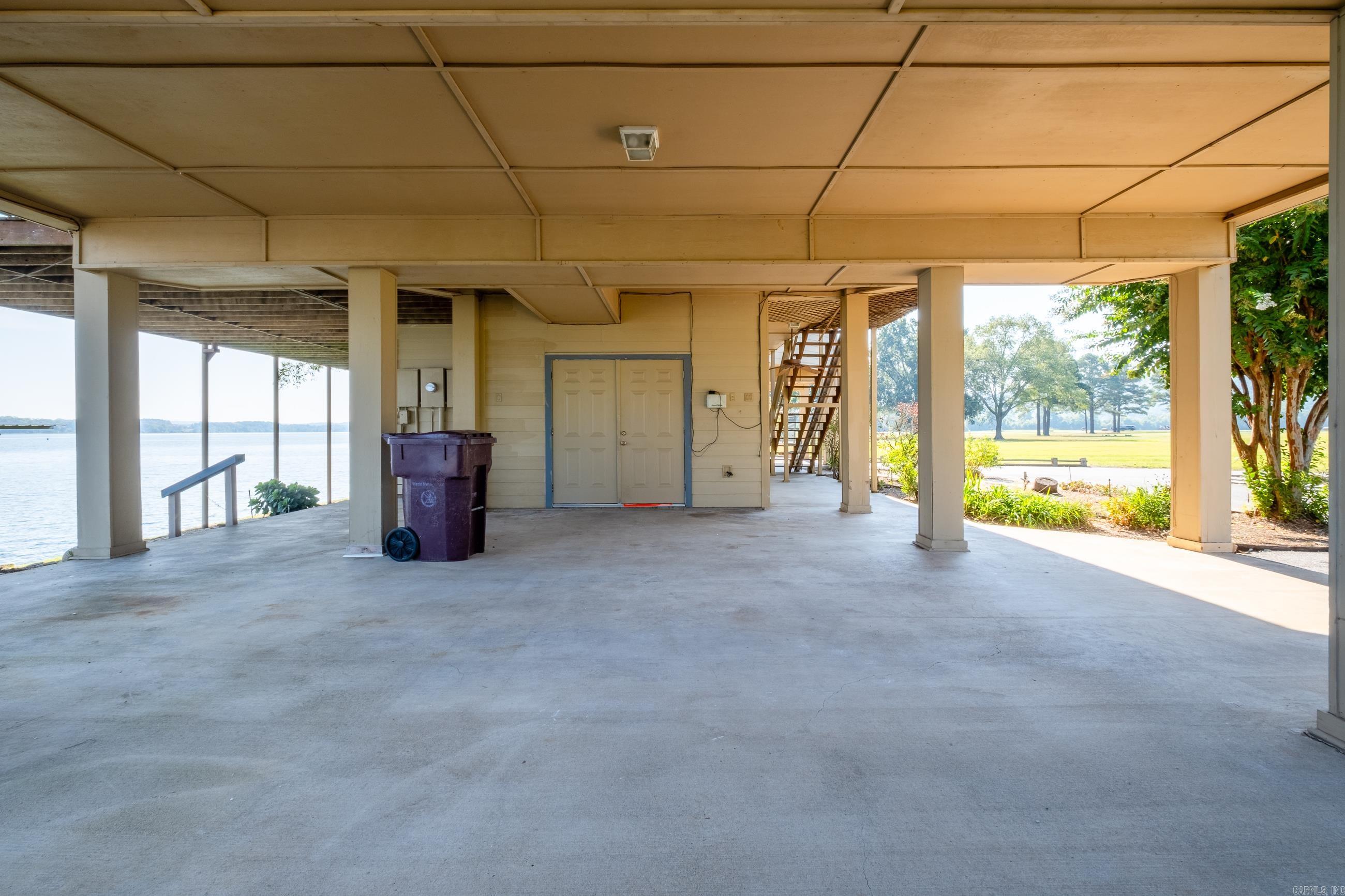 PINNACLE VALLEY - Residential