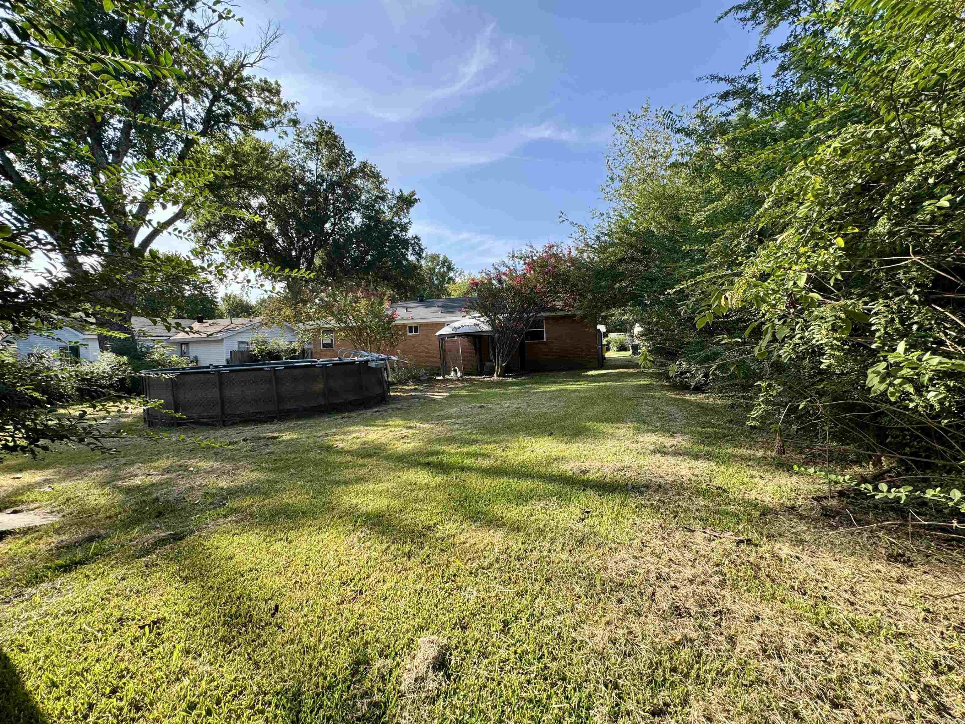 COLLINS - Residential