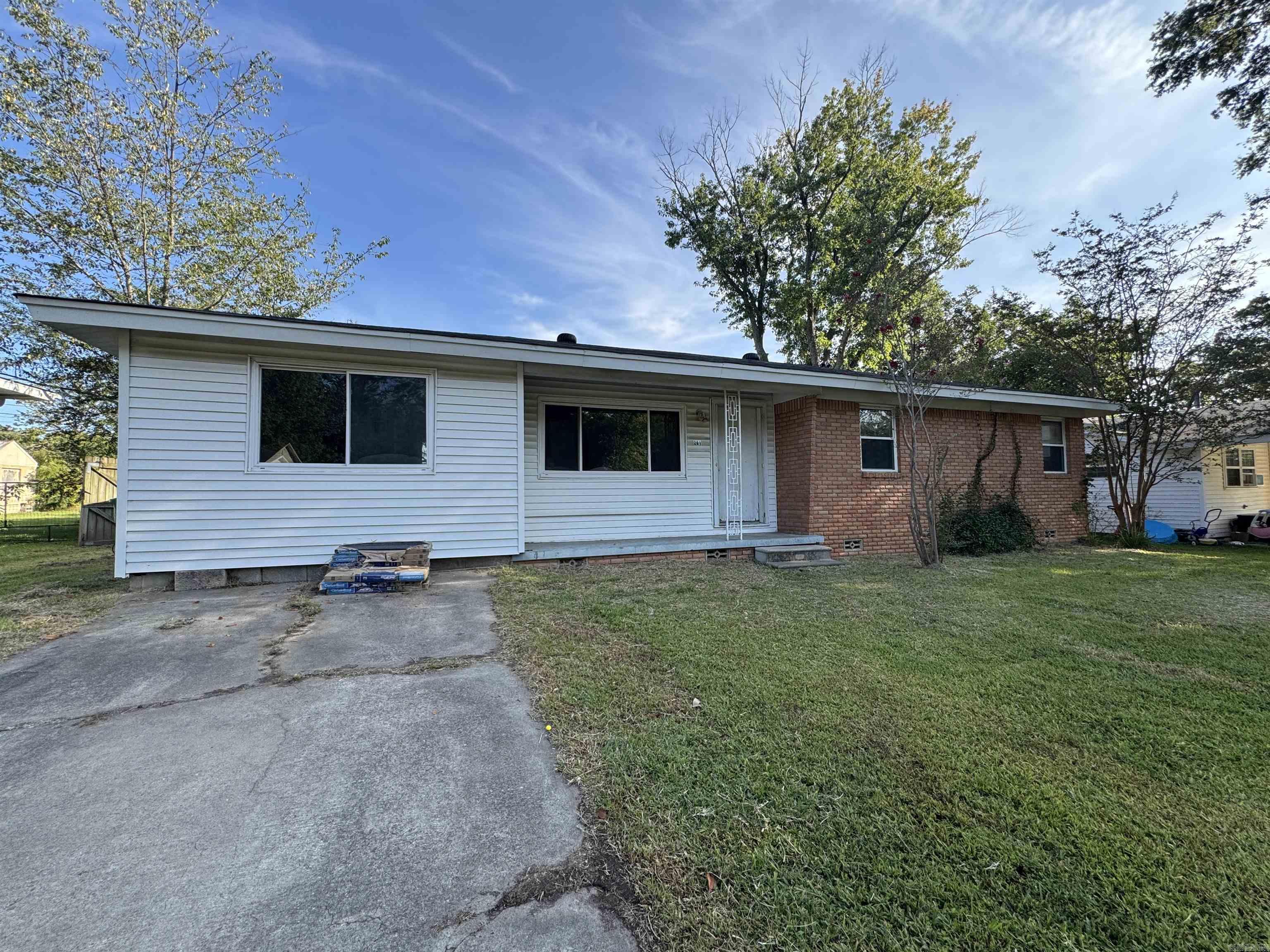 COLLINS - Residential