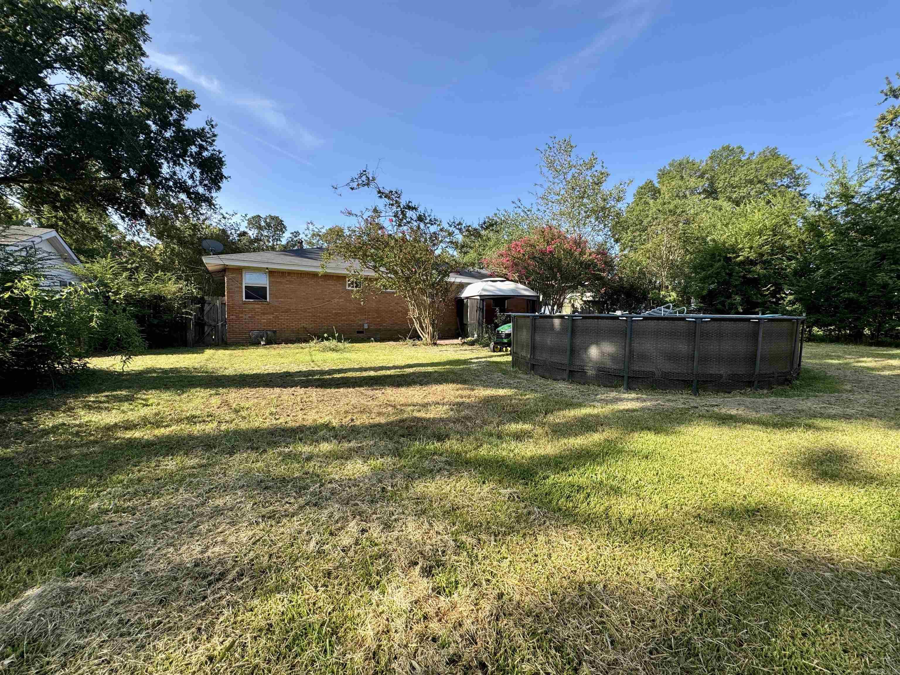 COLLINS - Residential