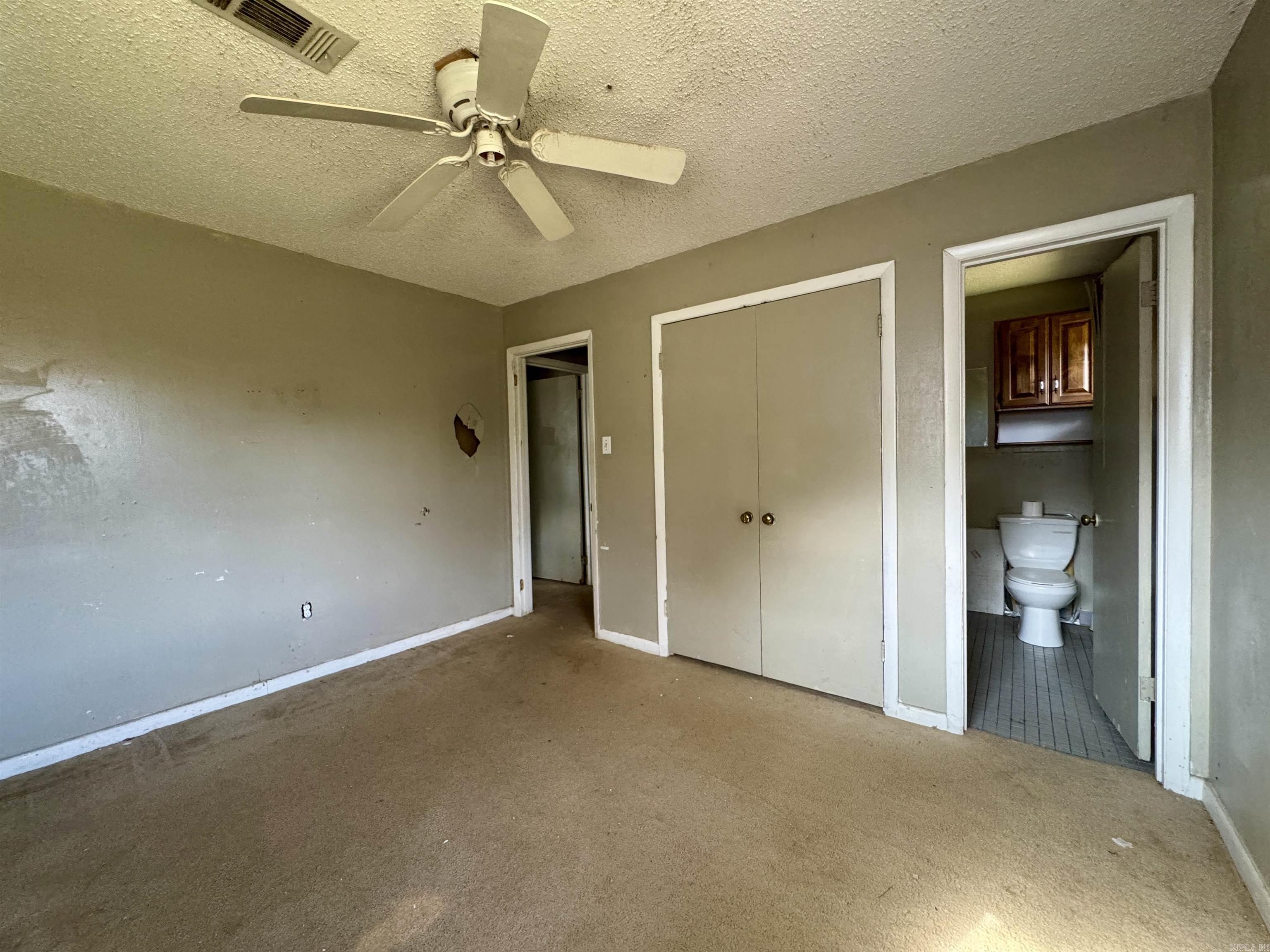 COLLINS - Residential