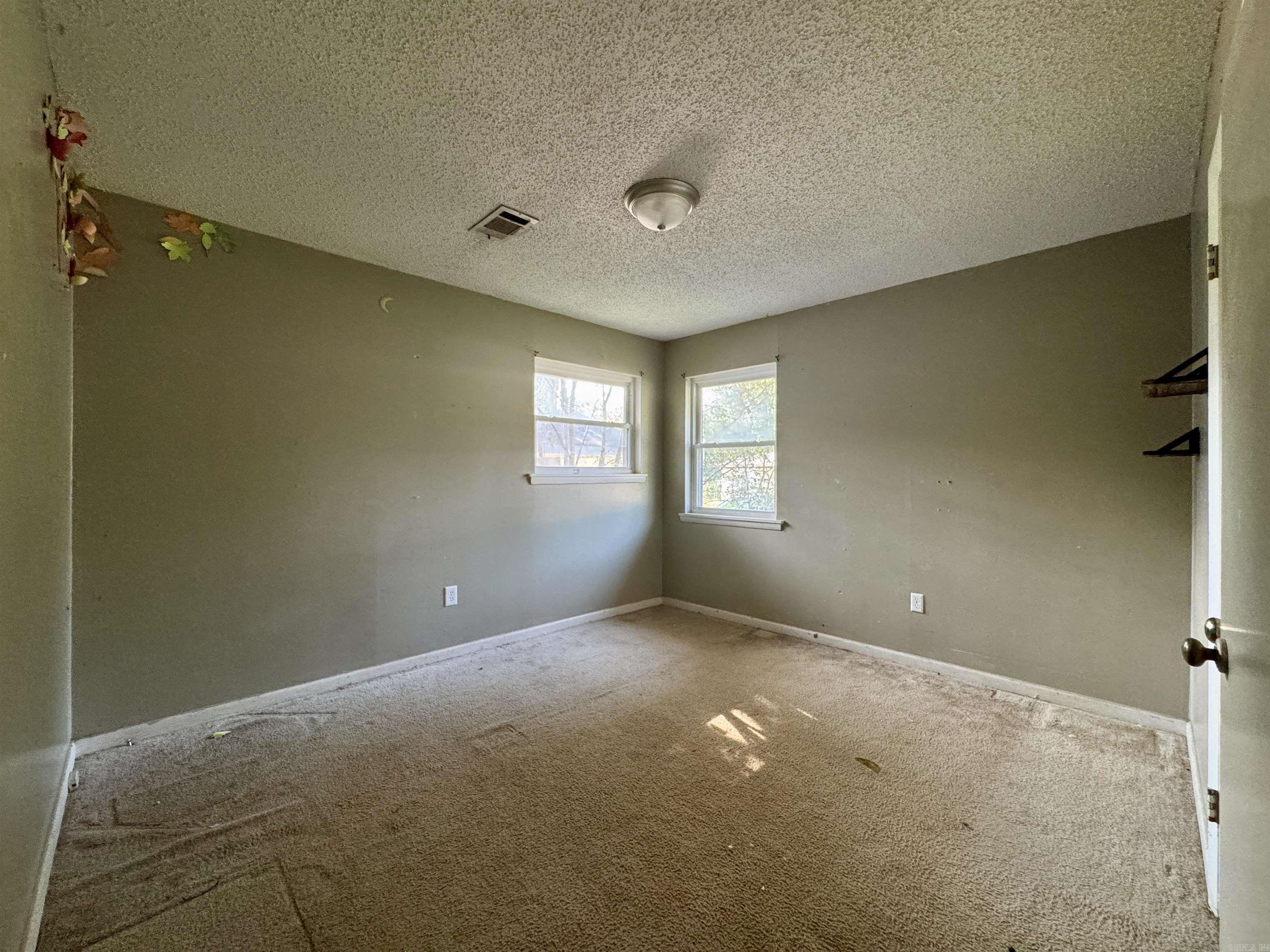 COLLINS - Residential