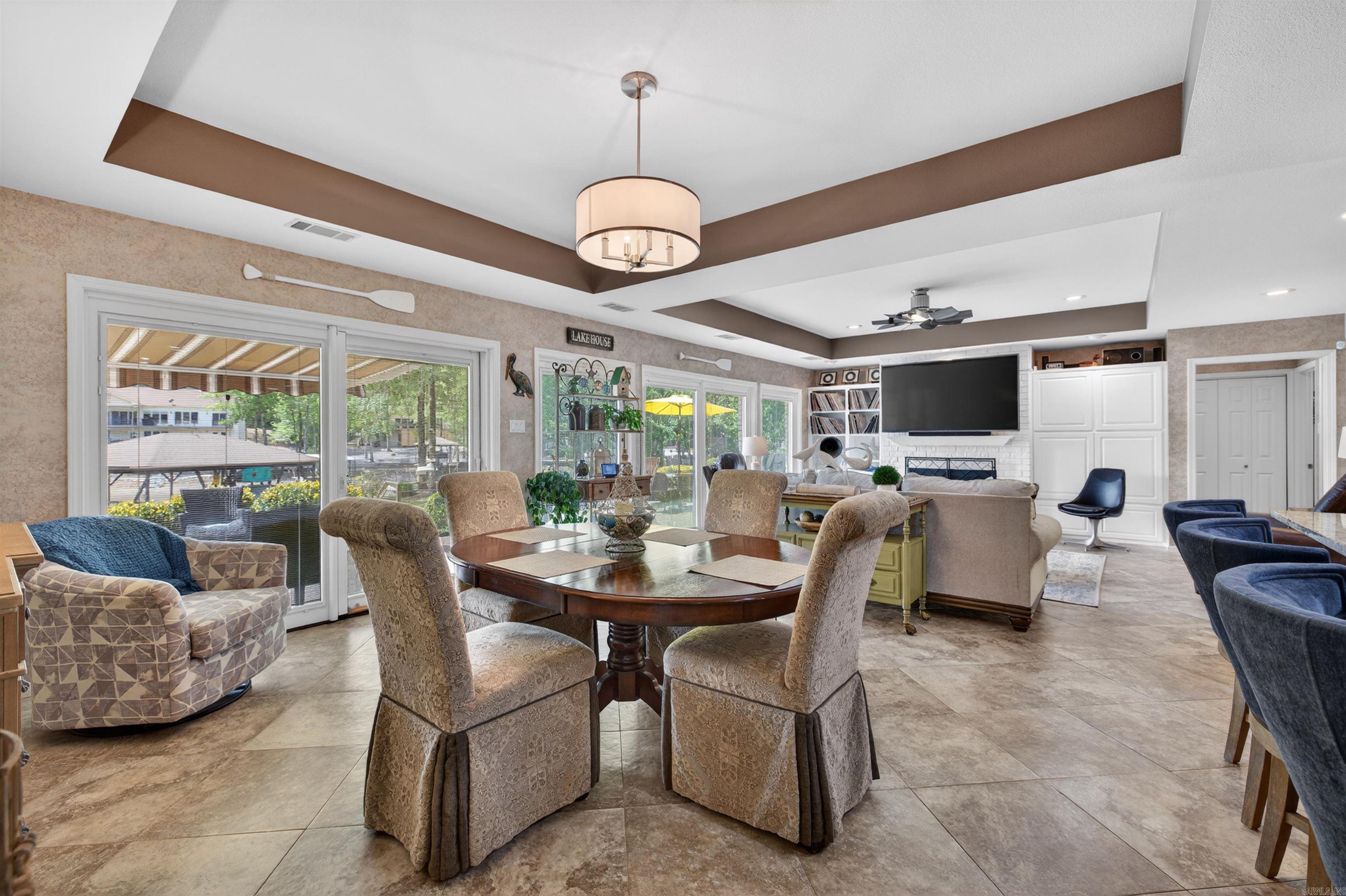 TIBURON - Residential