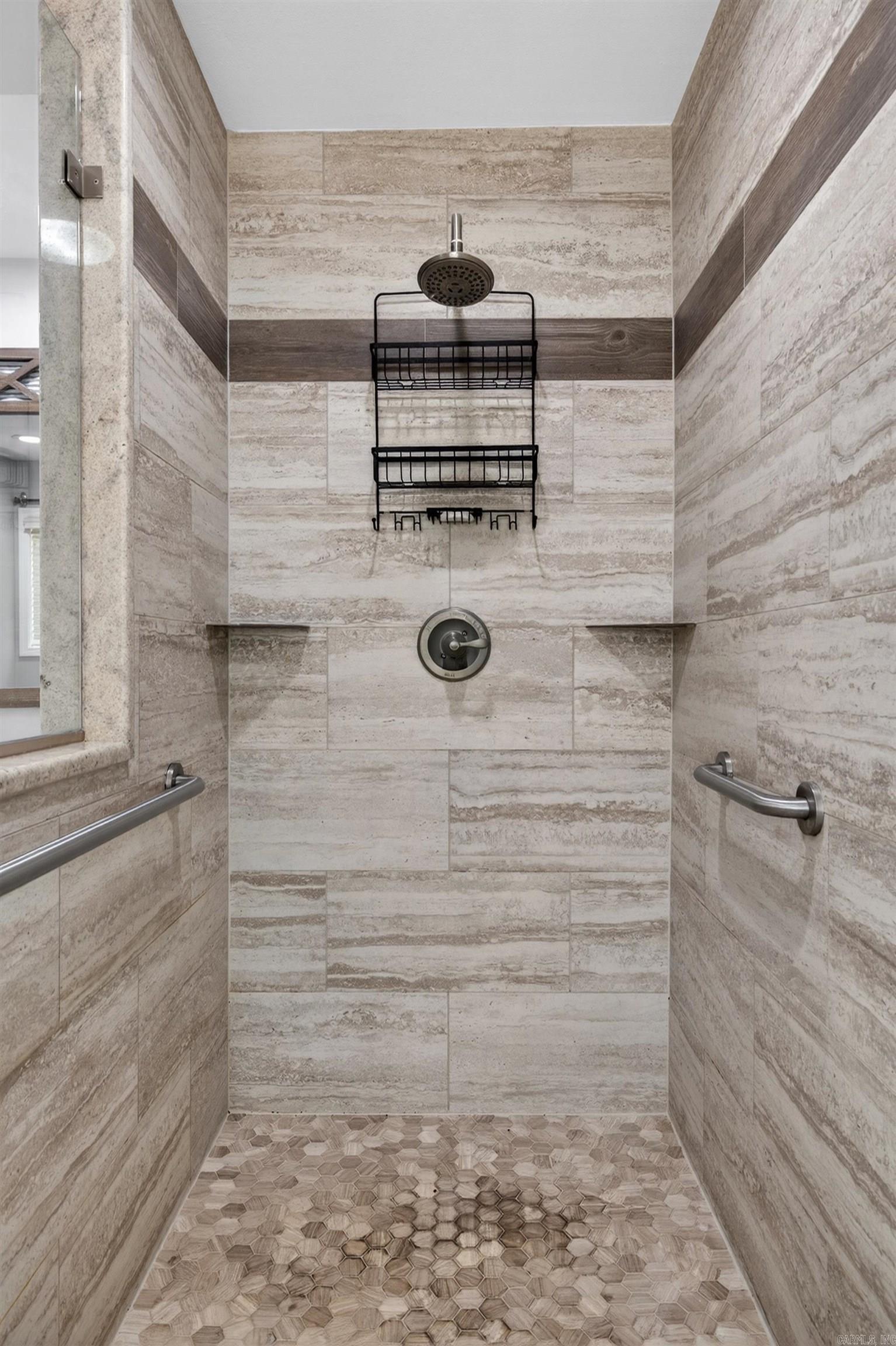 TIBURON - Residential