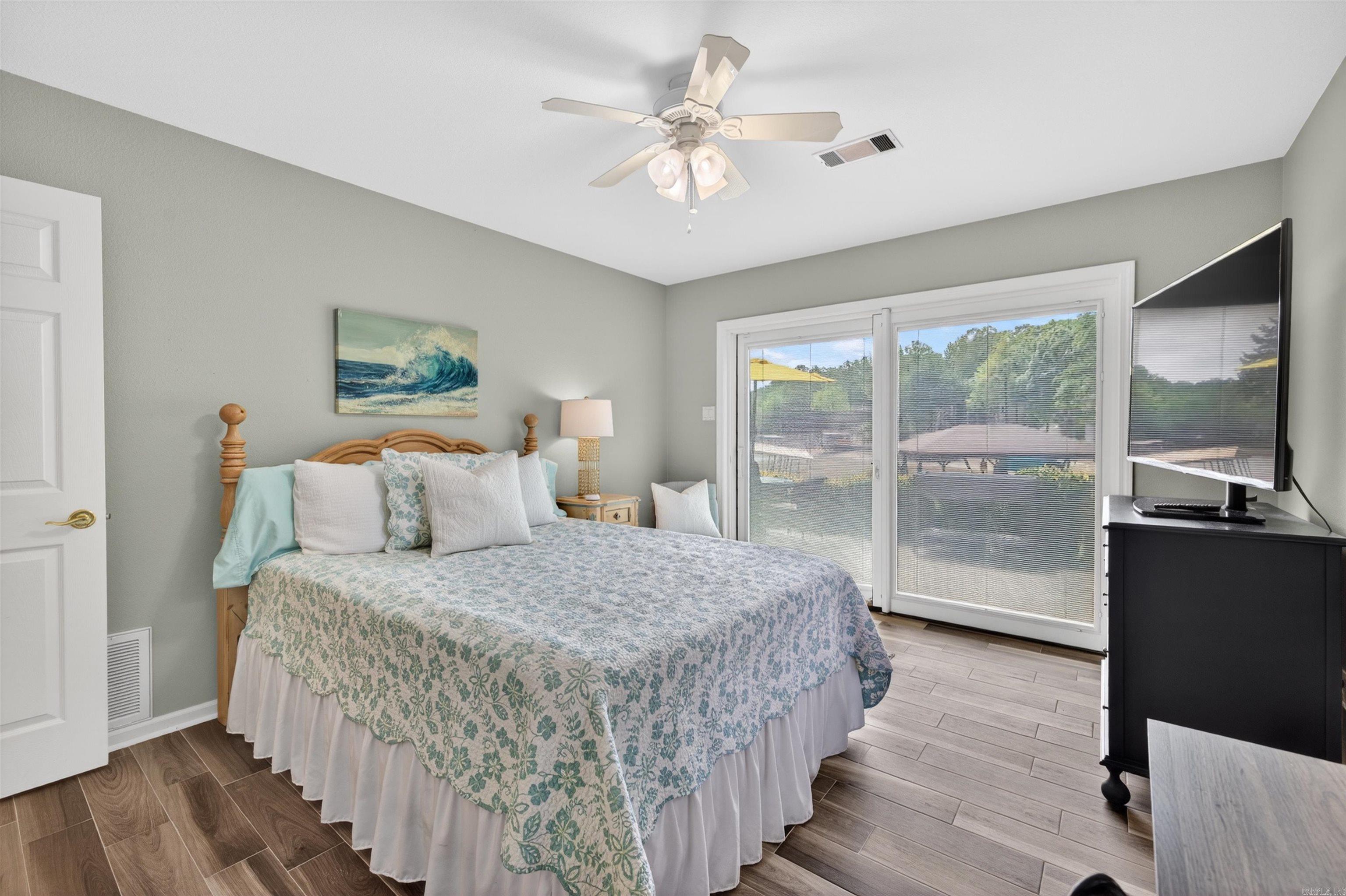 TIBURON - Residential