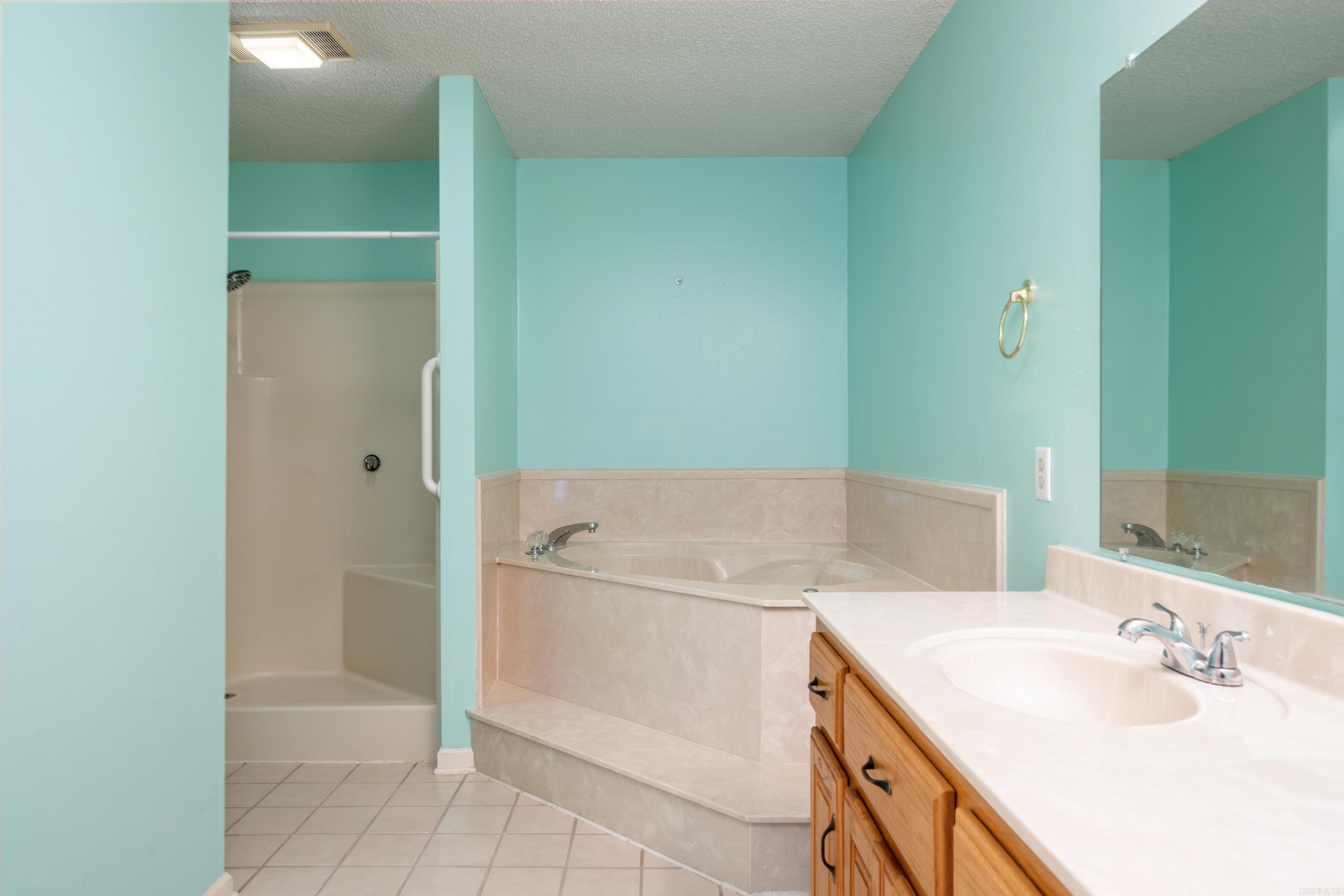 Lake Hamilton Outside - Residential