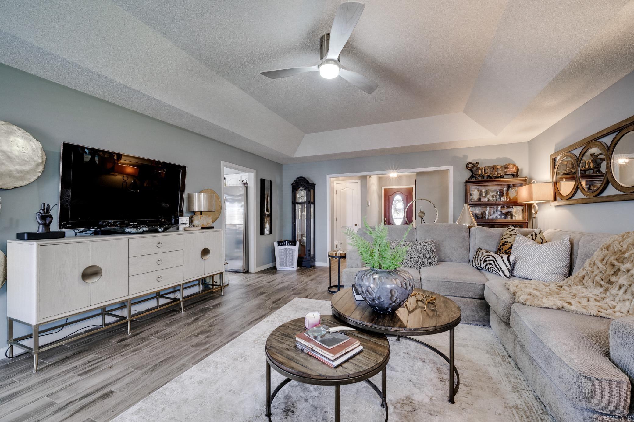 WESTLAKE - Residential