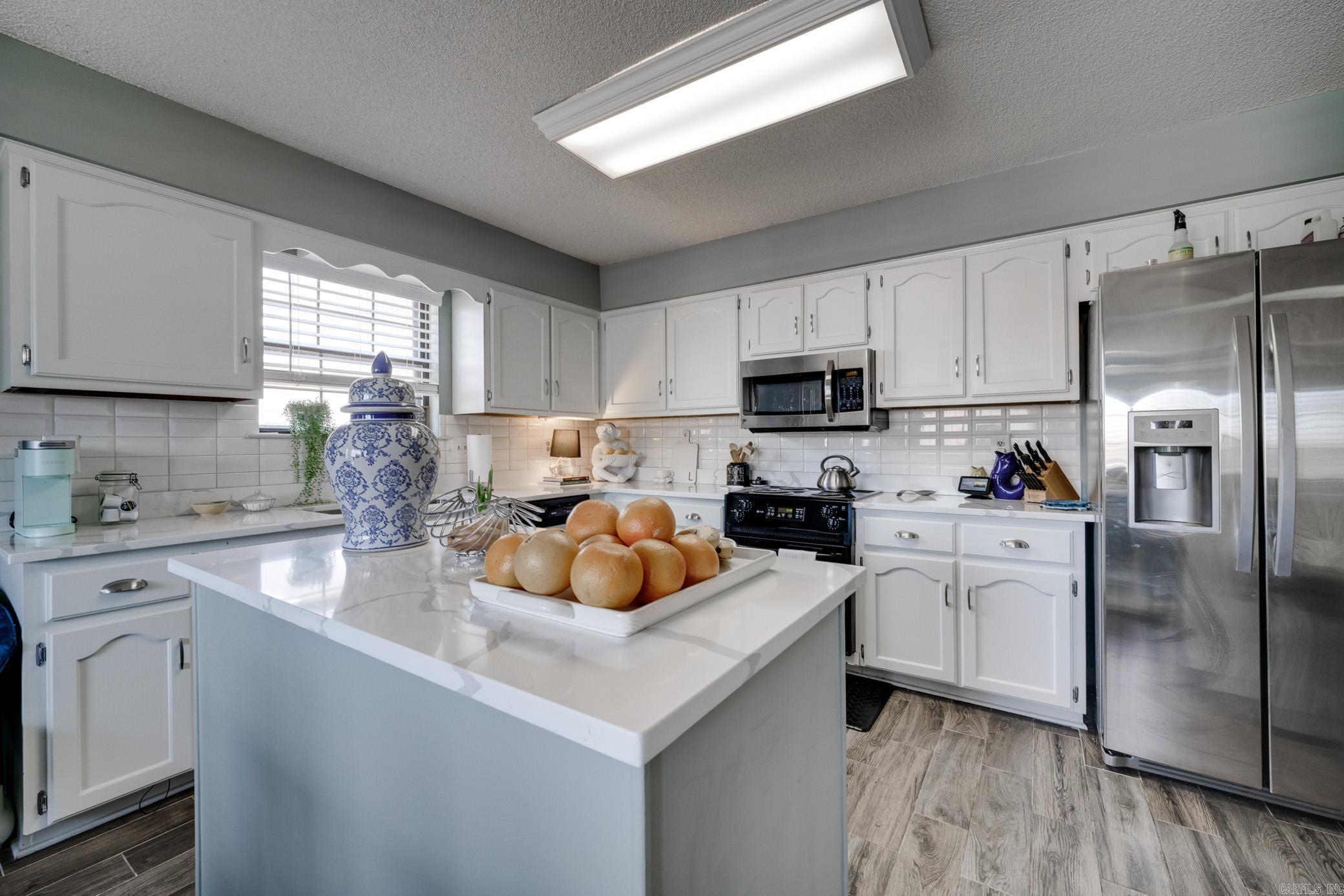 WESTLAKE - Residential