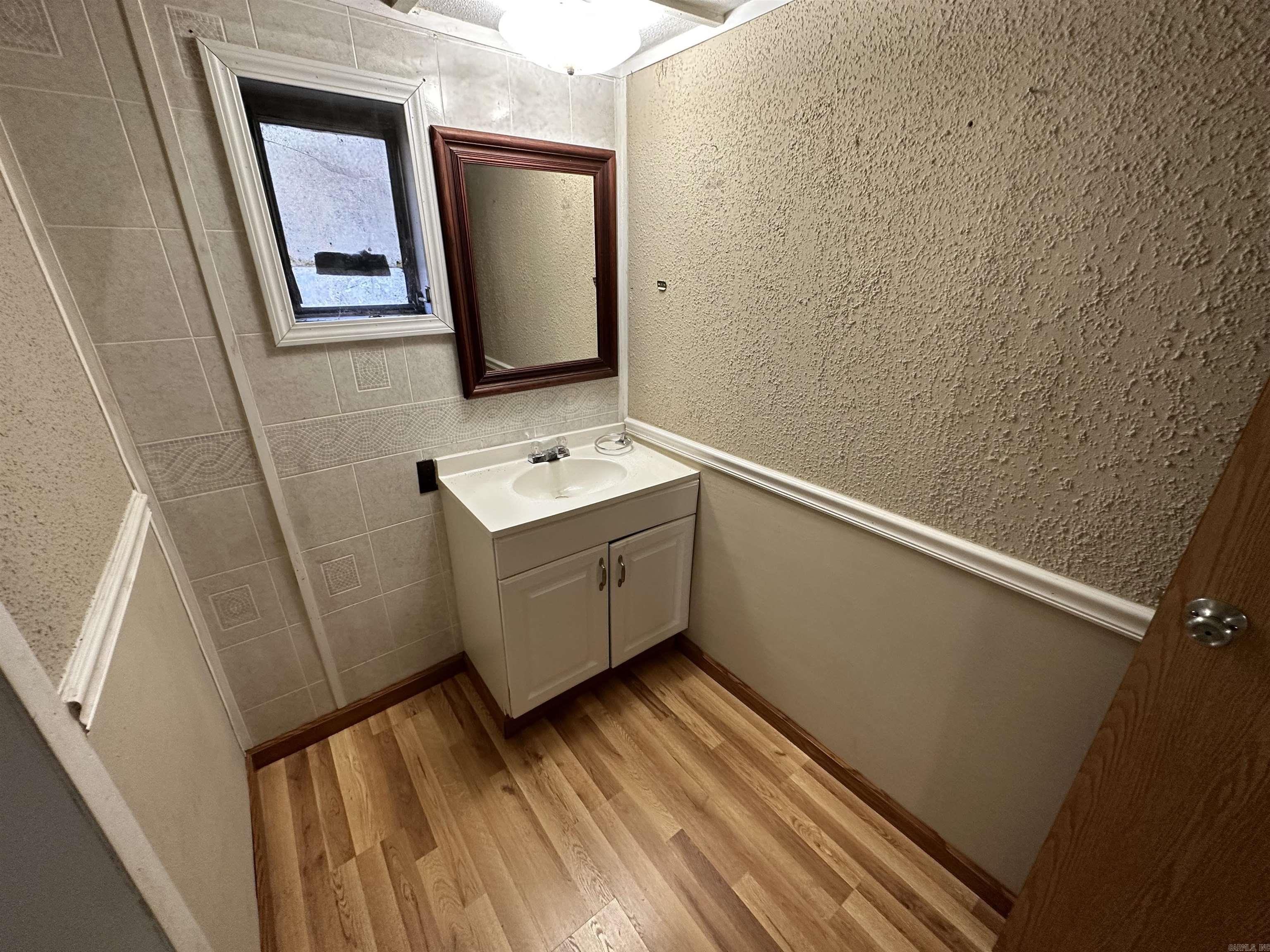 Not in Subdivision - Residential Lease