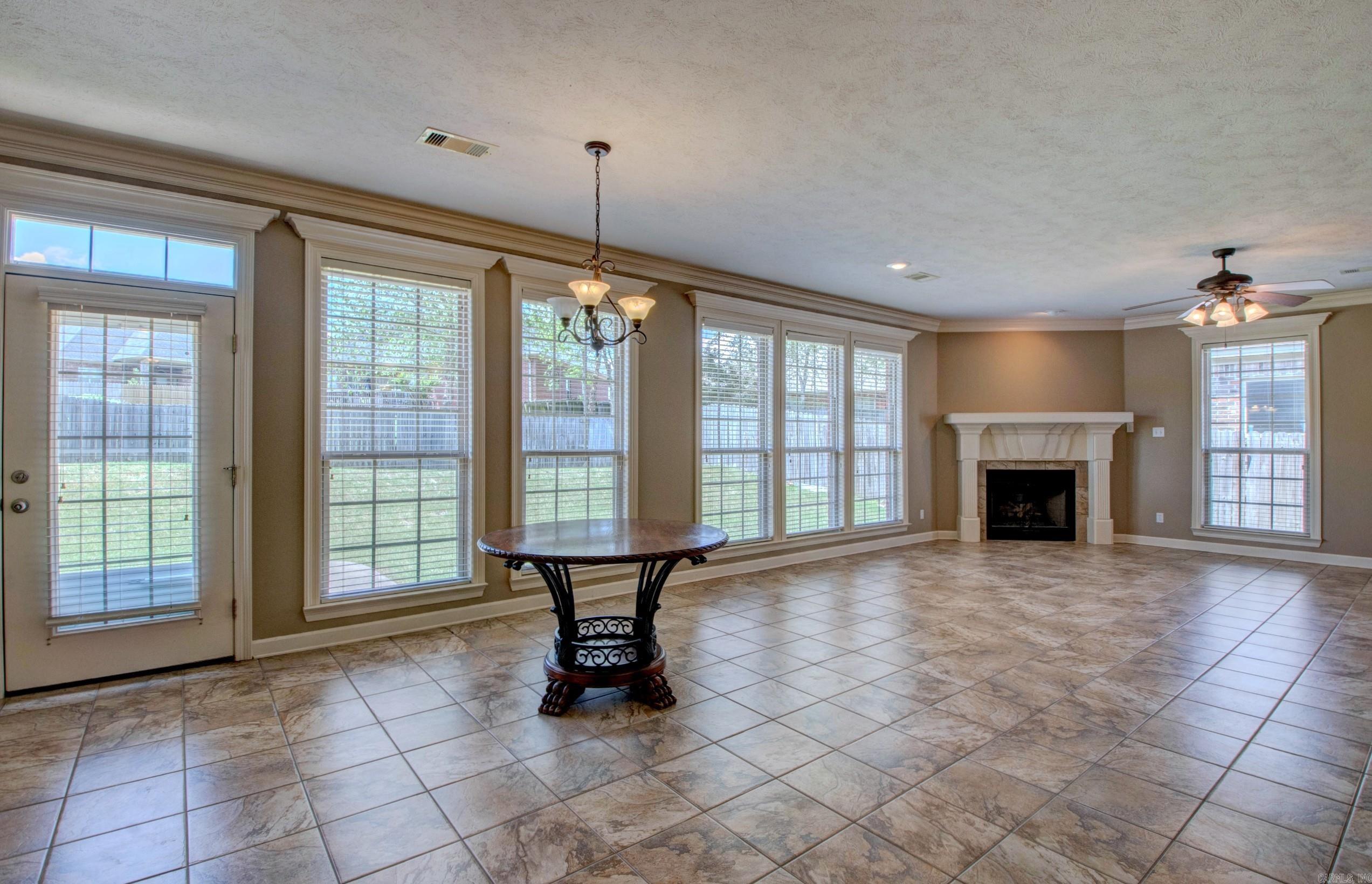 MAUMELLE VALLEY ESTATES - Residential