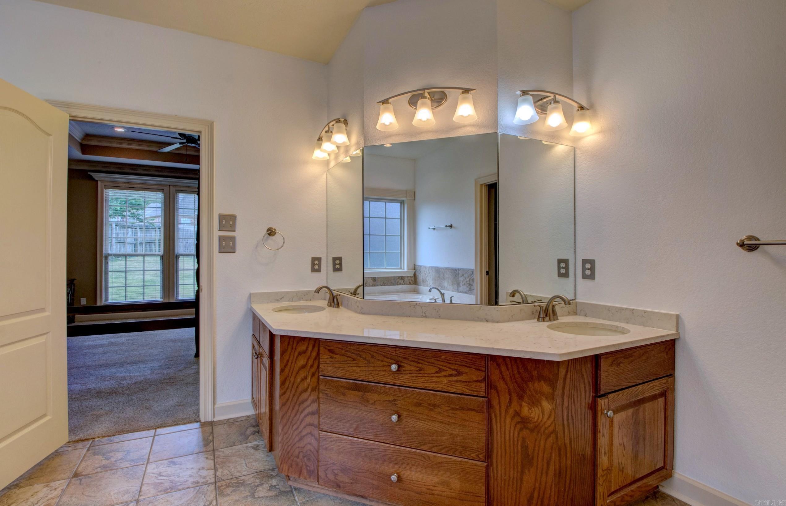 MAUMELLE VALLEY ESTATES - Residential