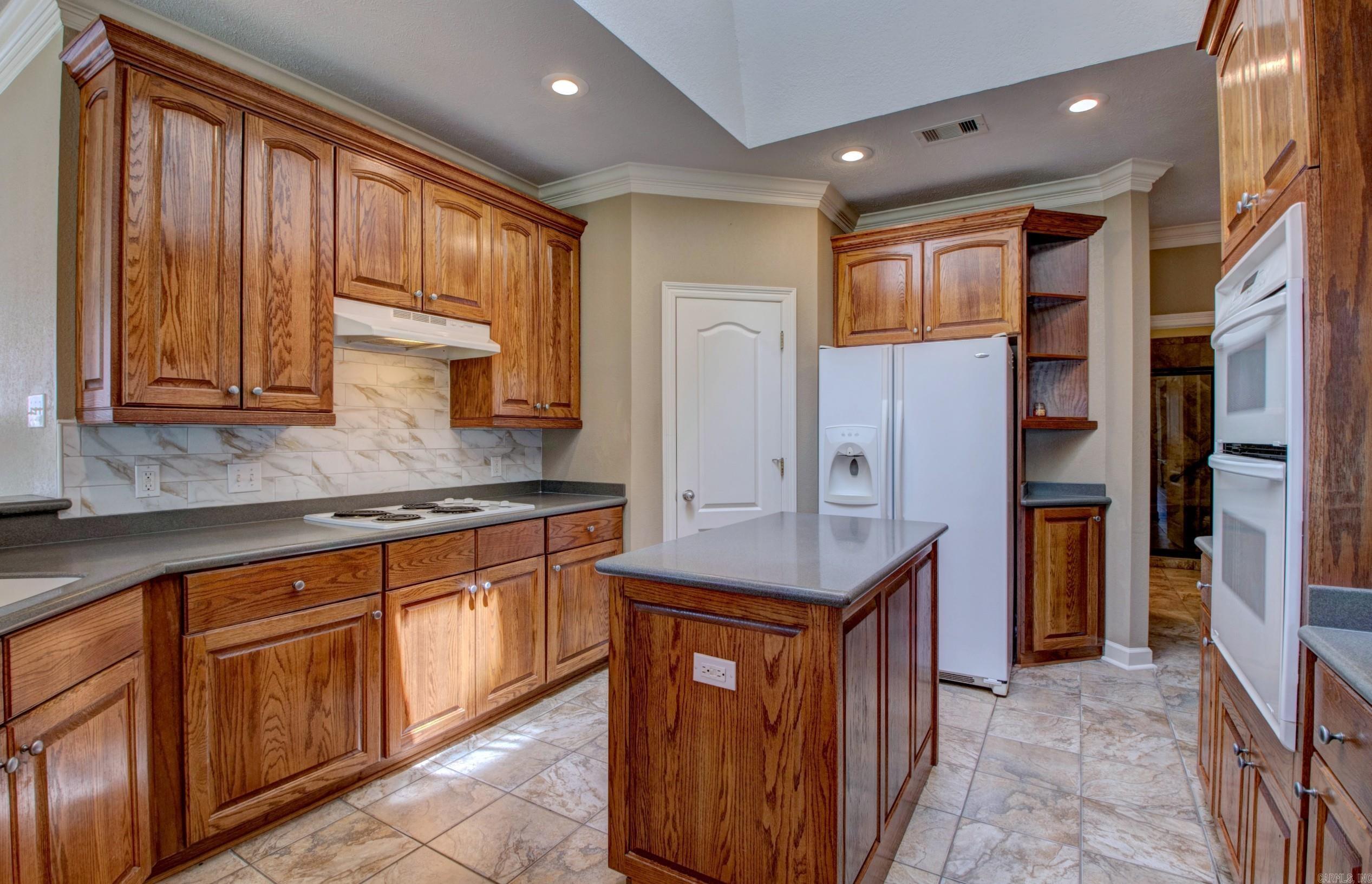 MAUMELLE VALLEY ESTATES - Residential