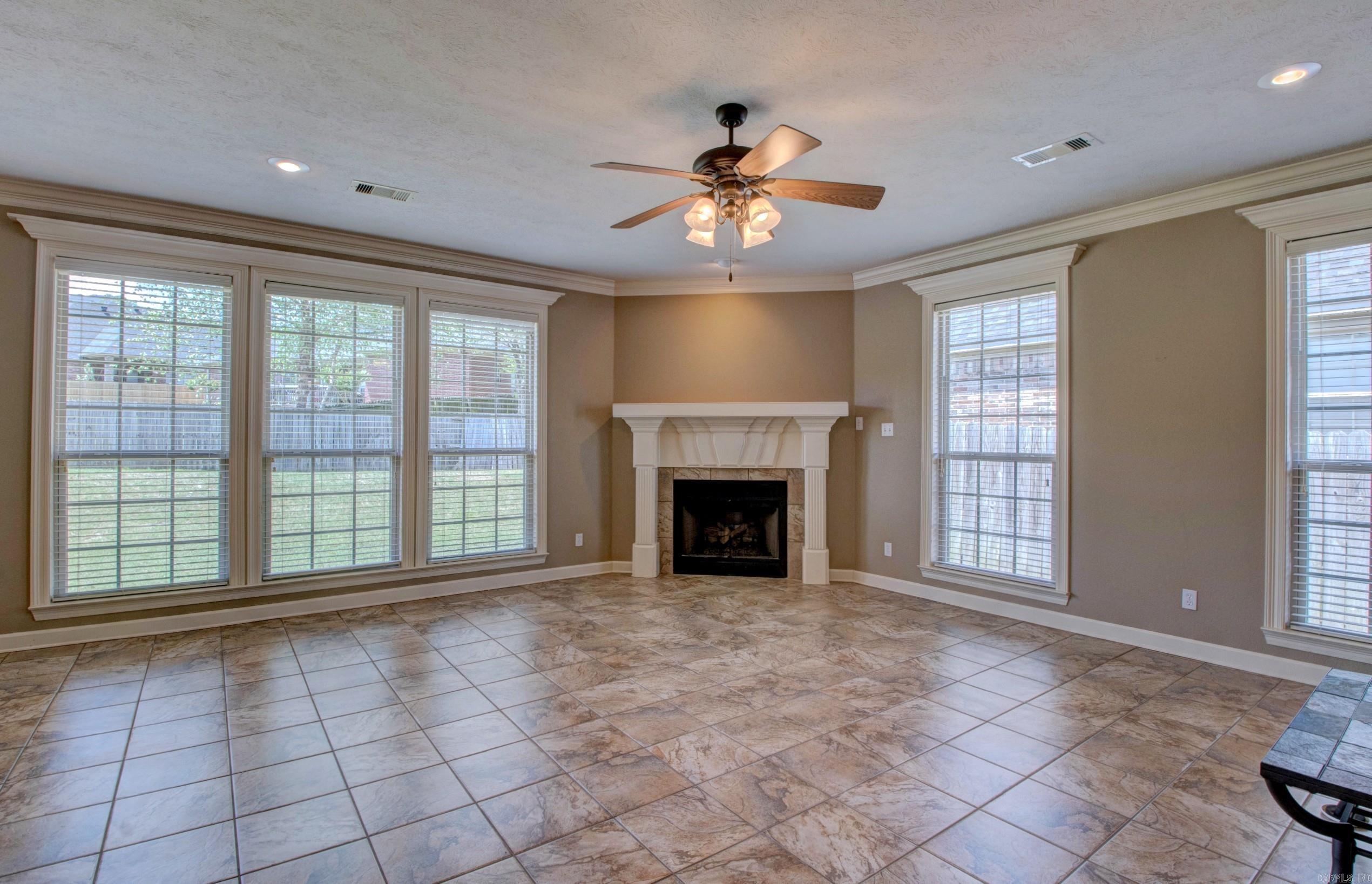 MAUMELLE VALLEY ESTATES - Residential