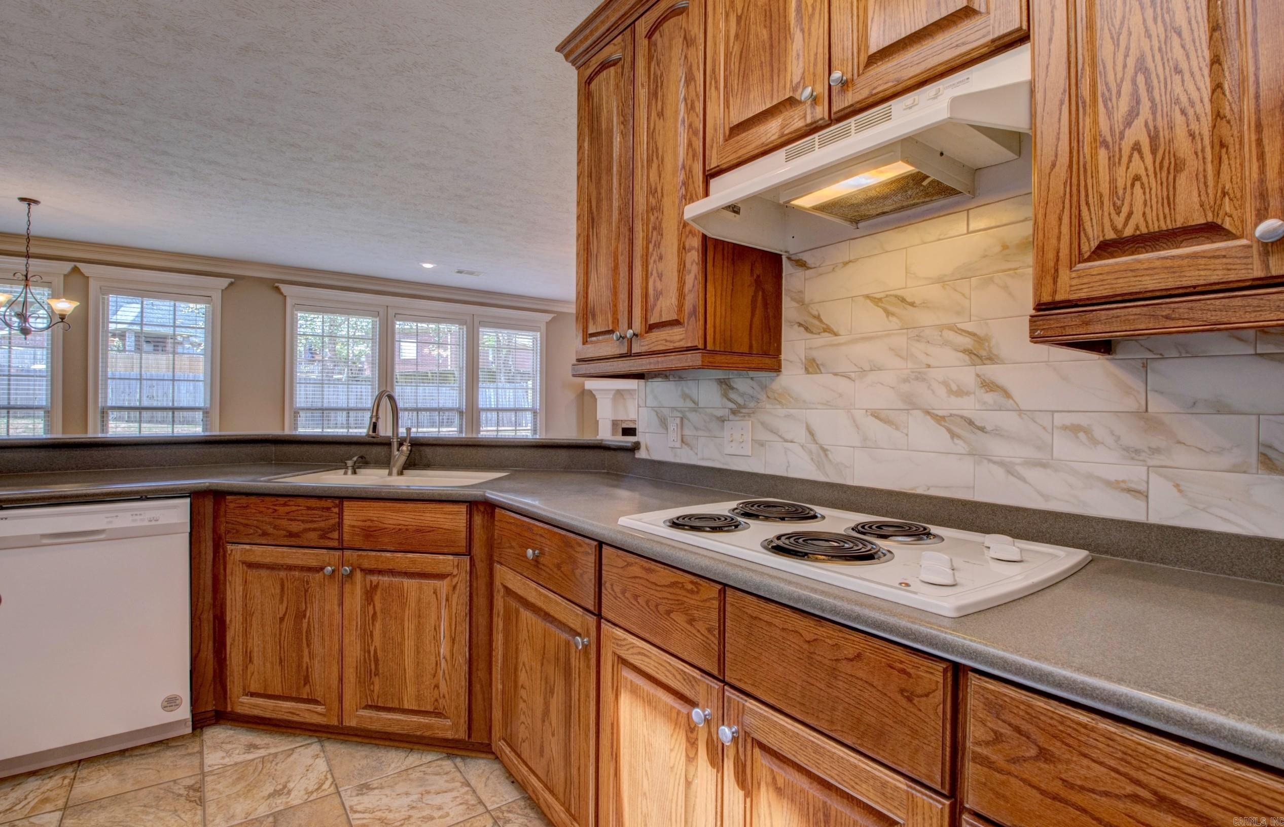 MAUMELLE VALLEY ESTATES - Residential