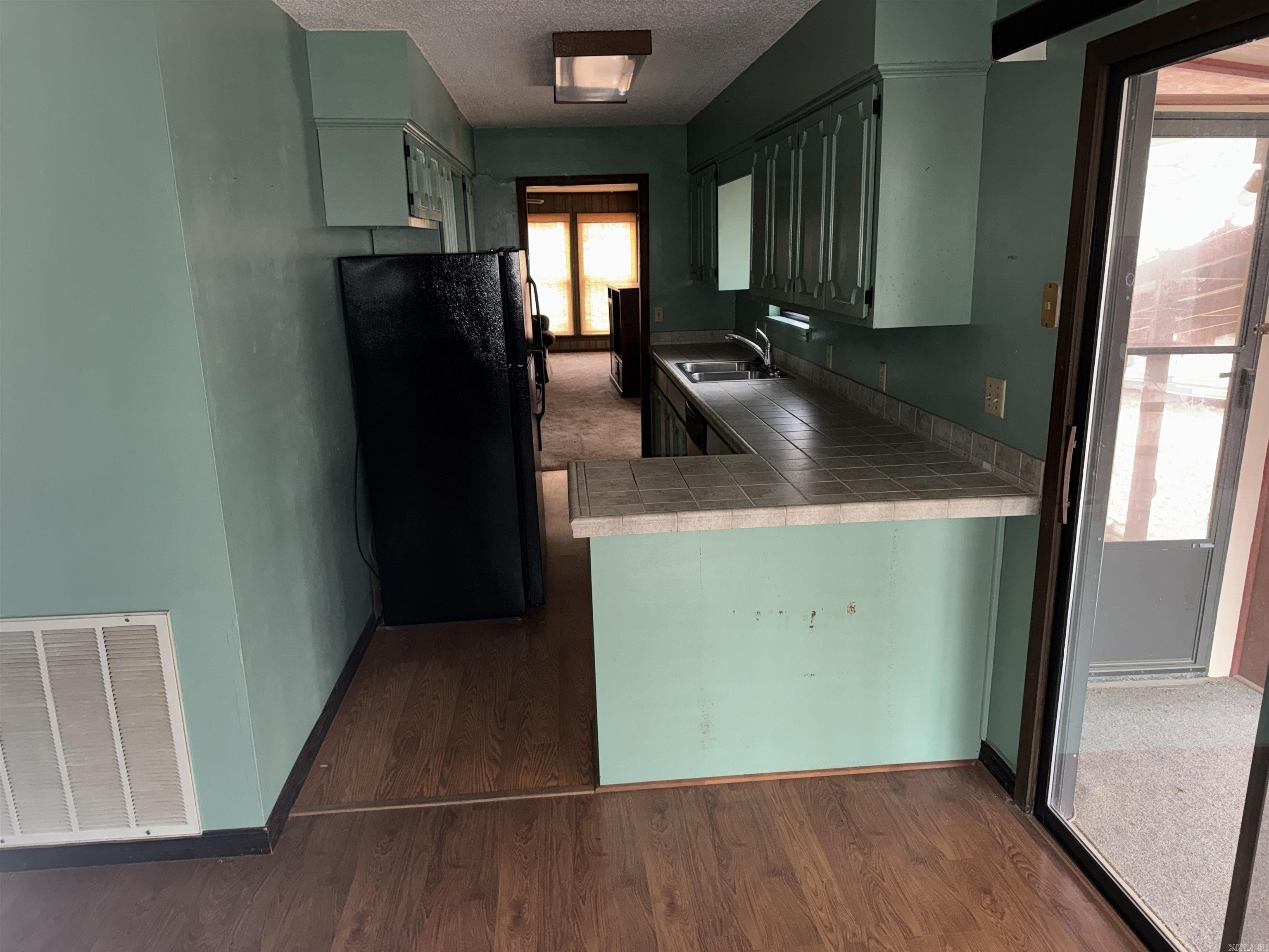 CHELSEA GLADE - Residential