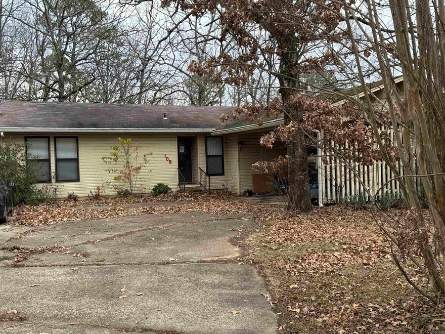Fixer Upper located in nice subdivision and quiet neighborhood. Drive by and give us a call. BEING SOLD AS IS.