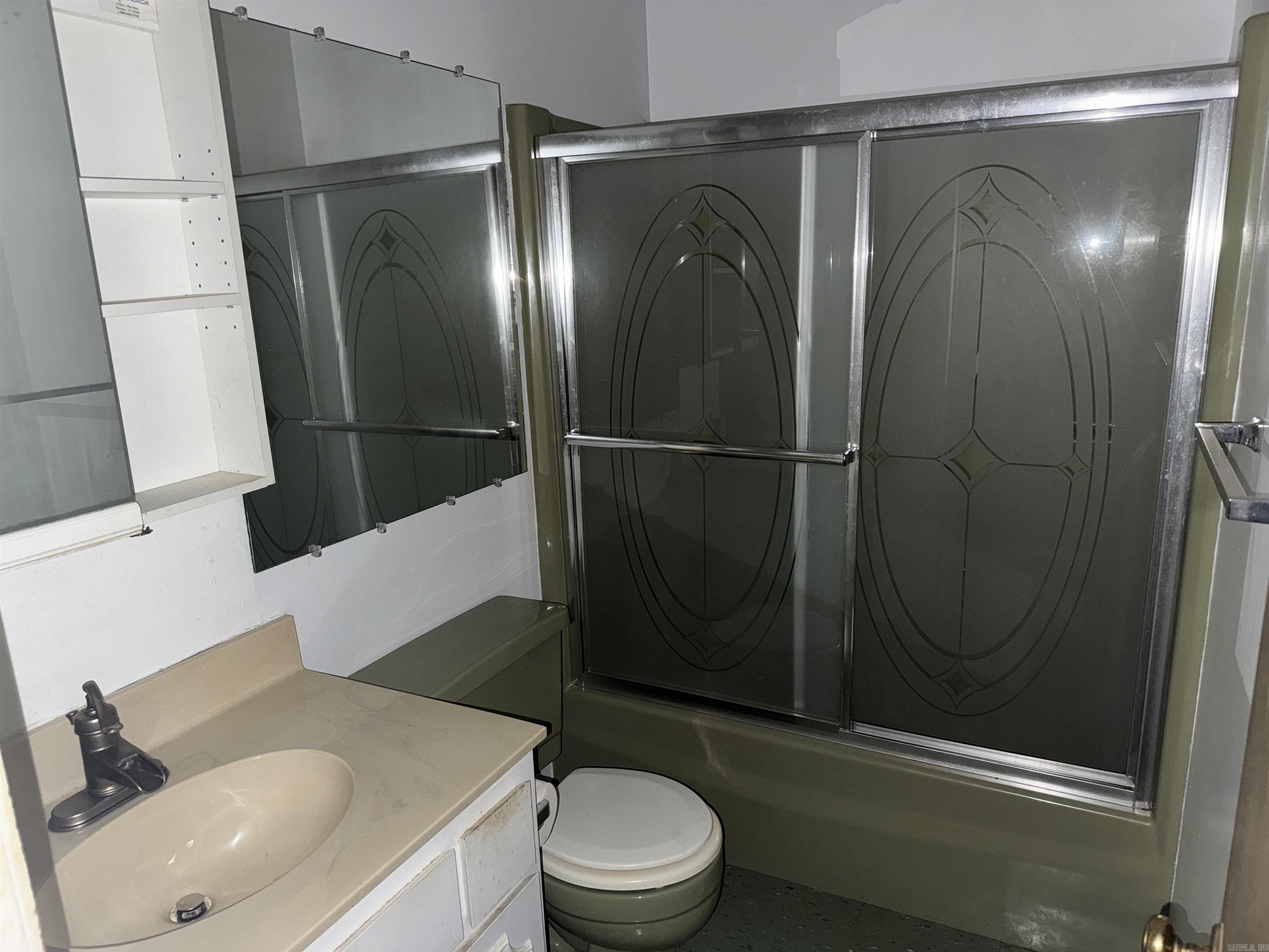 CHELSEA GLADE - Residential