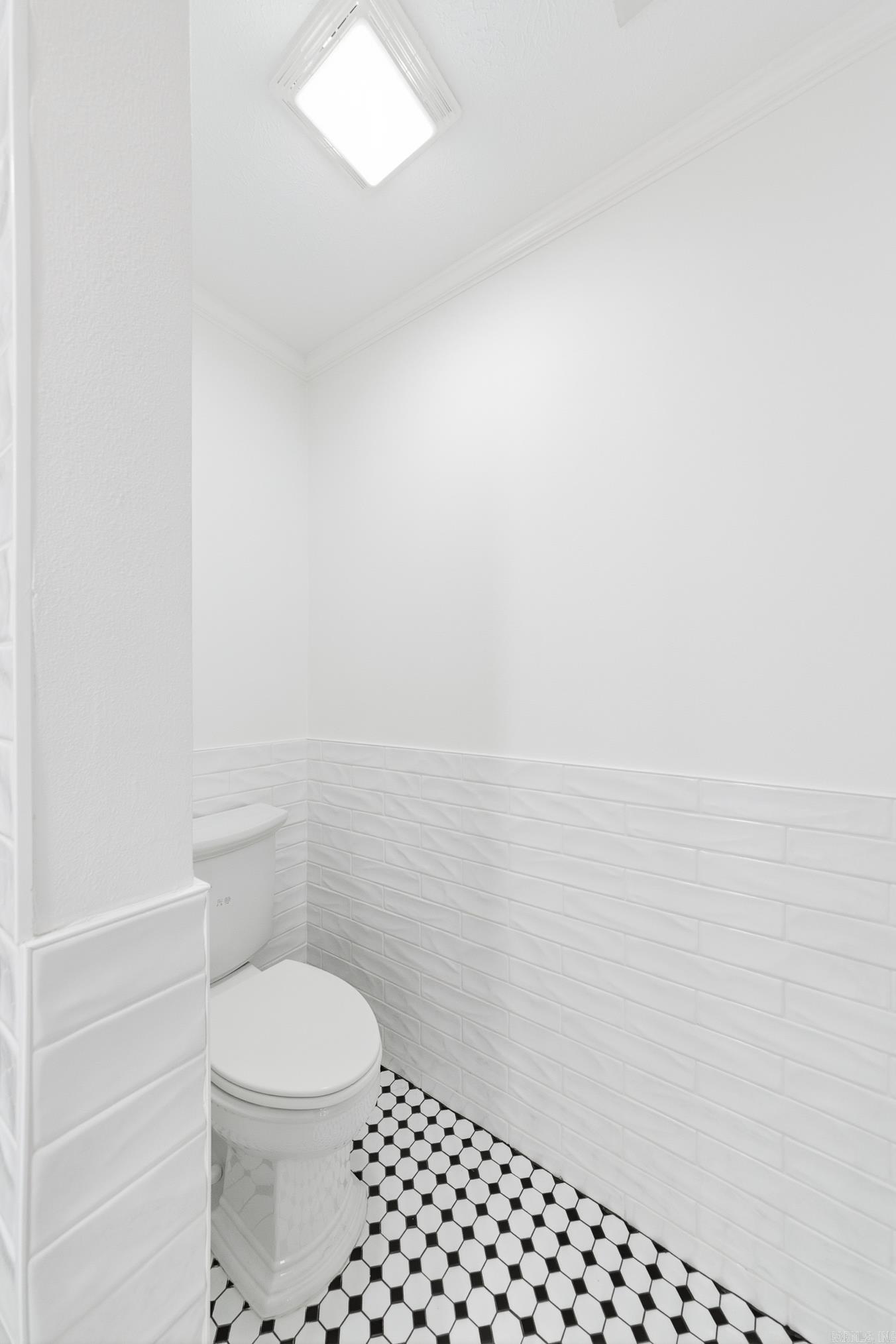 ROYAL OAKS - Residential