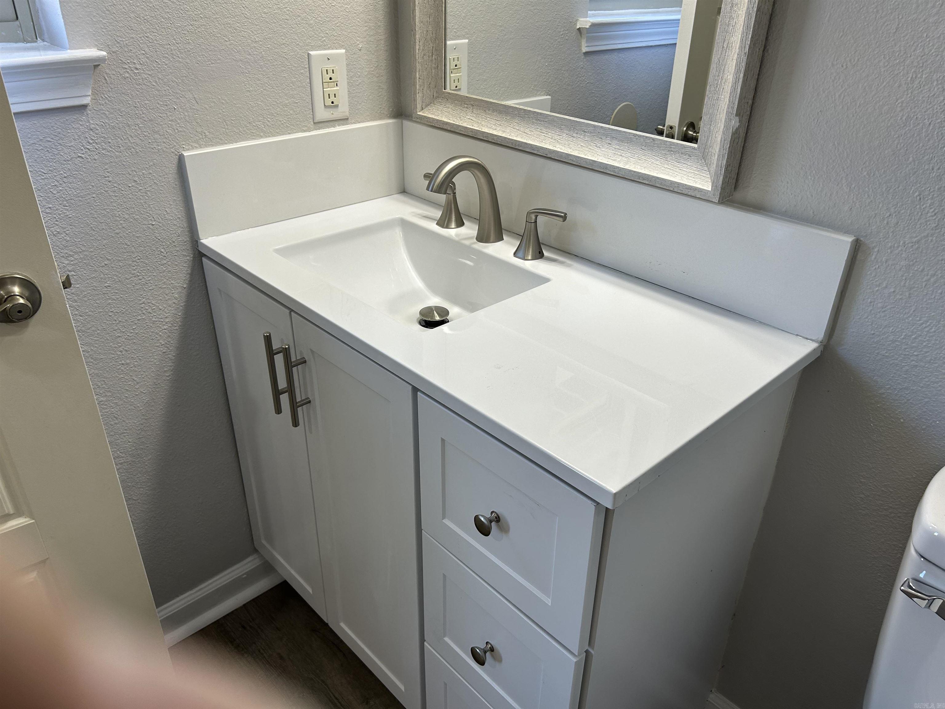 STONEWALL - Residential