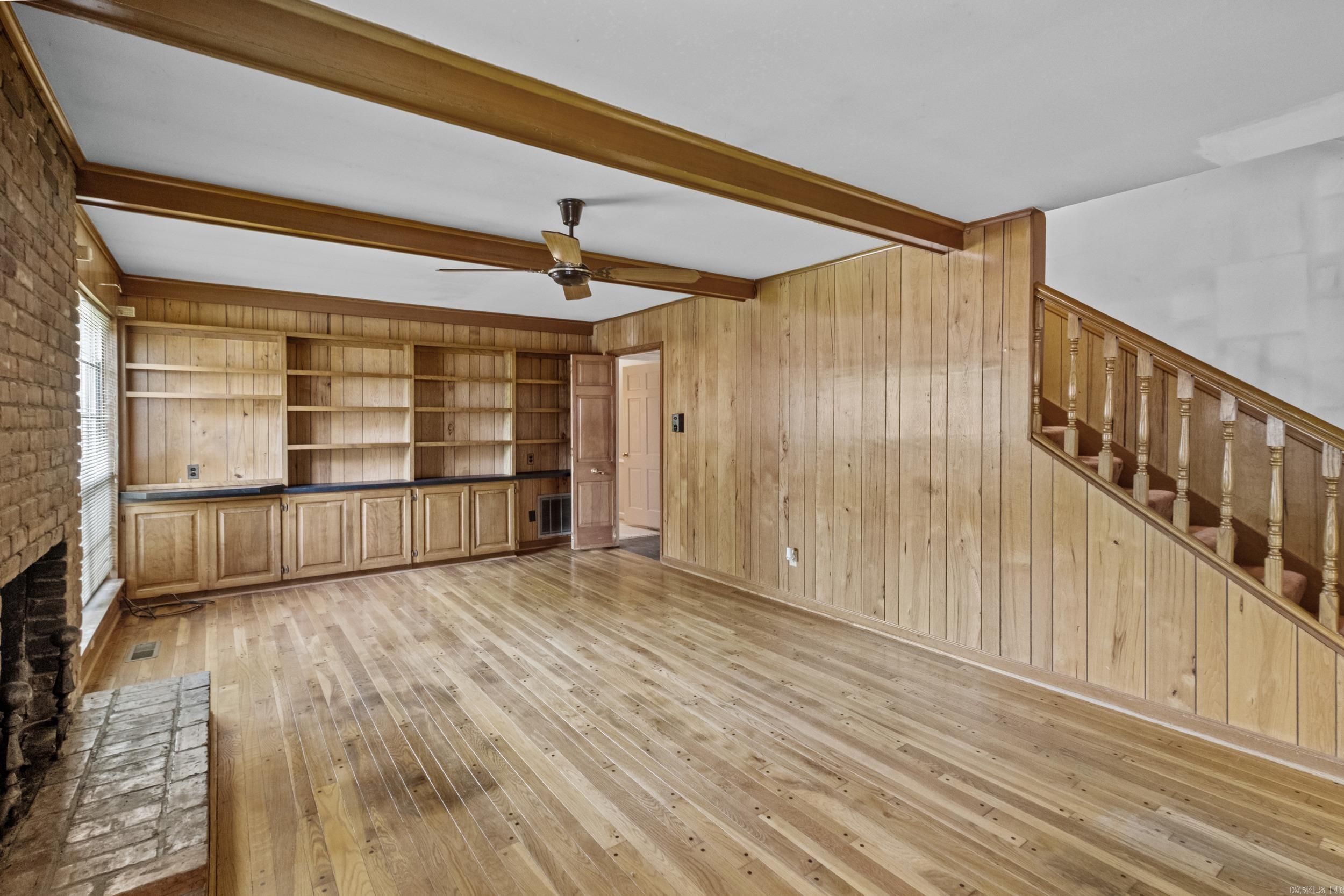 COLONY WEST - Residential