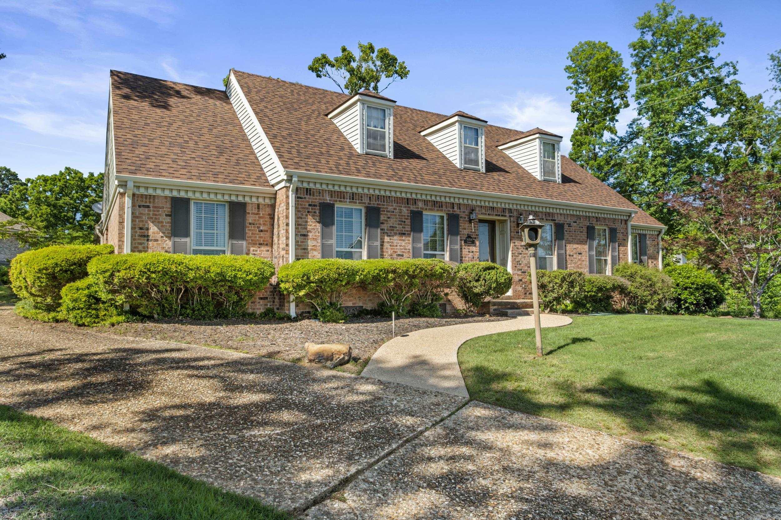 COLONY WEST - Residential
