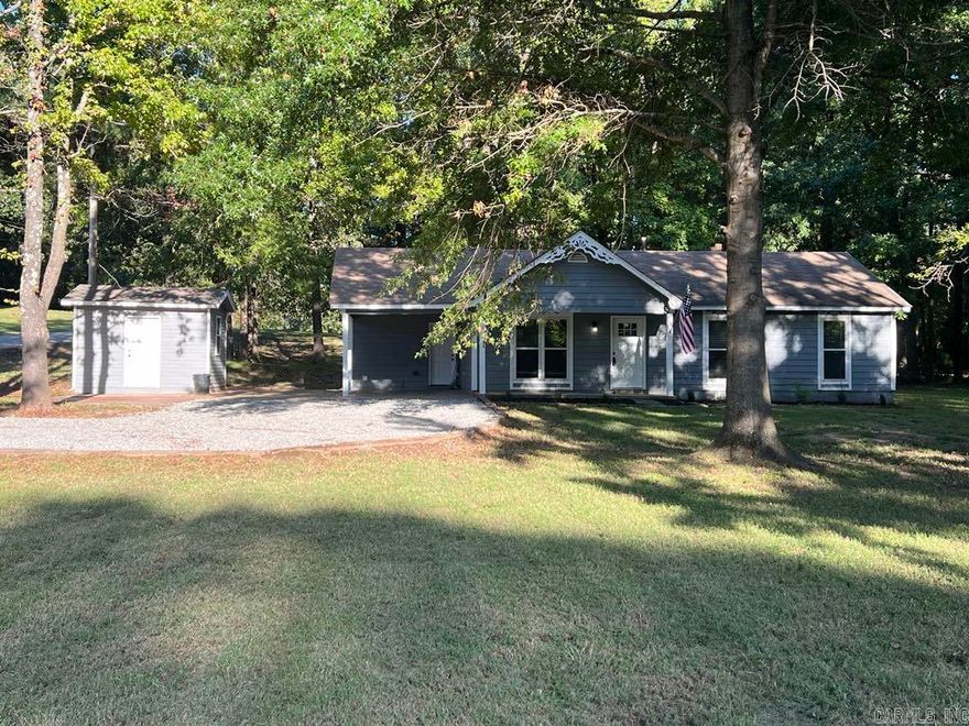 Charming 3-Bed, 2-Bath Farmhouse on 1.5 Acres. This cozy farmhouse has been completely remodeled and is ready for you! With three bedrooms and two bathrooms, it offers a perfect blend of comfort and modern living.