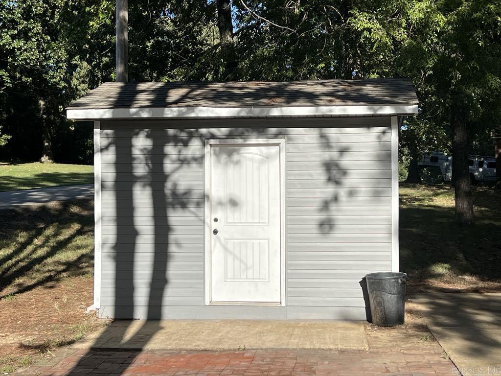 WOOD TRACE FIRST - Residential