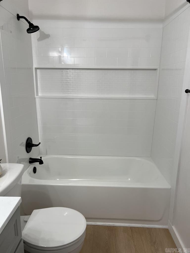 WOOD TRACE FIRST - Residential