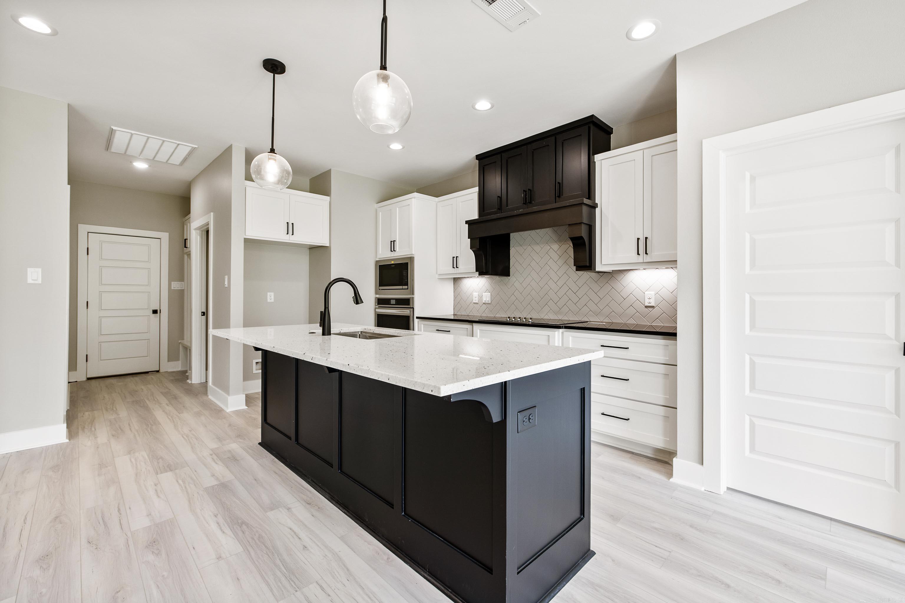 CYPRESS VALLEY - Residential