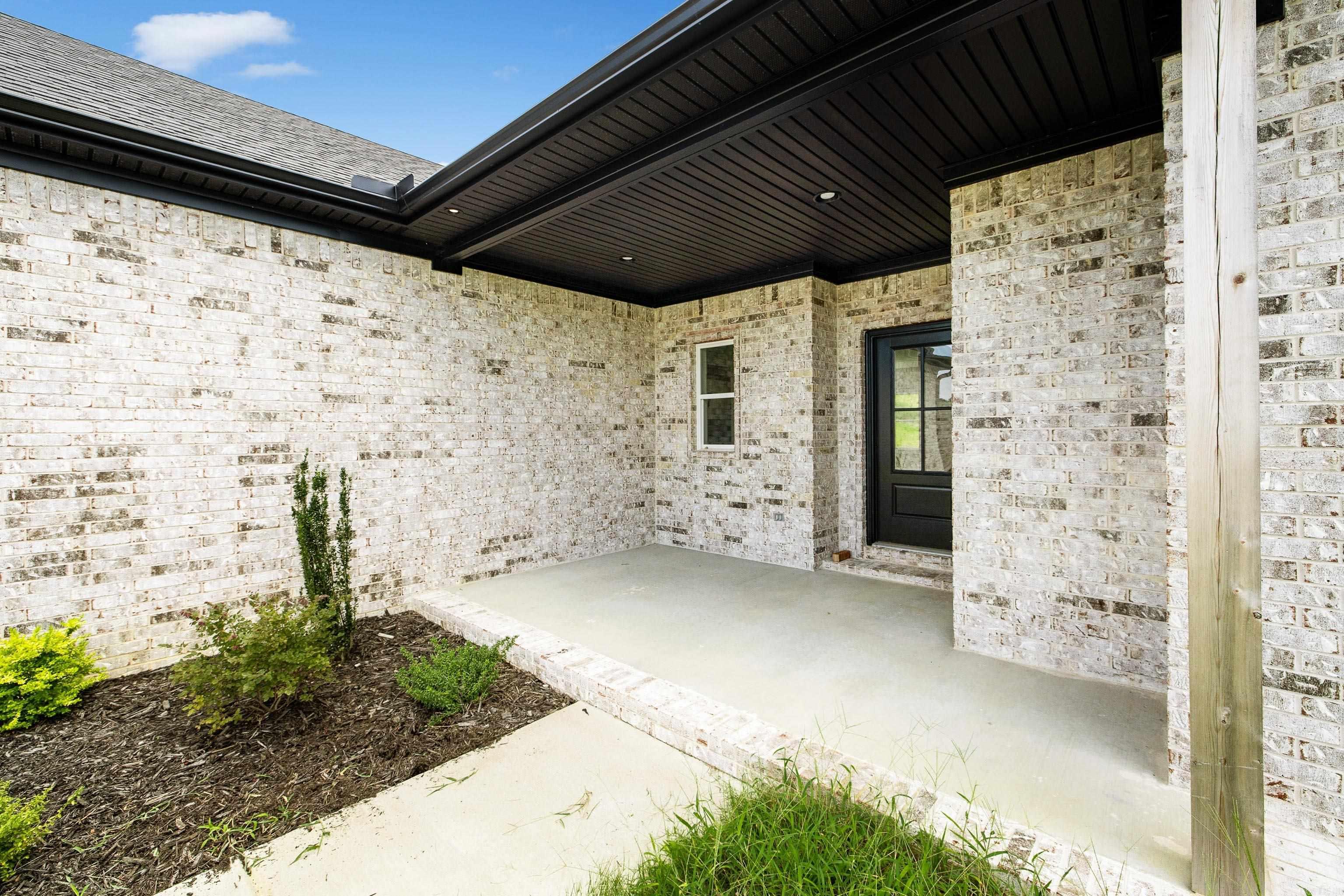 CYPRESS VALLEY - Residential