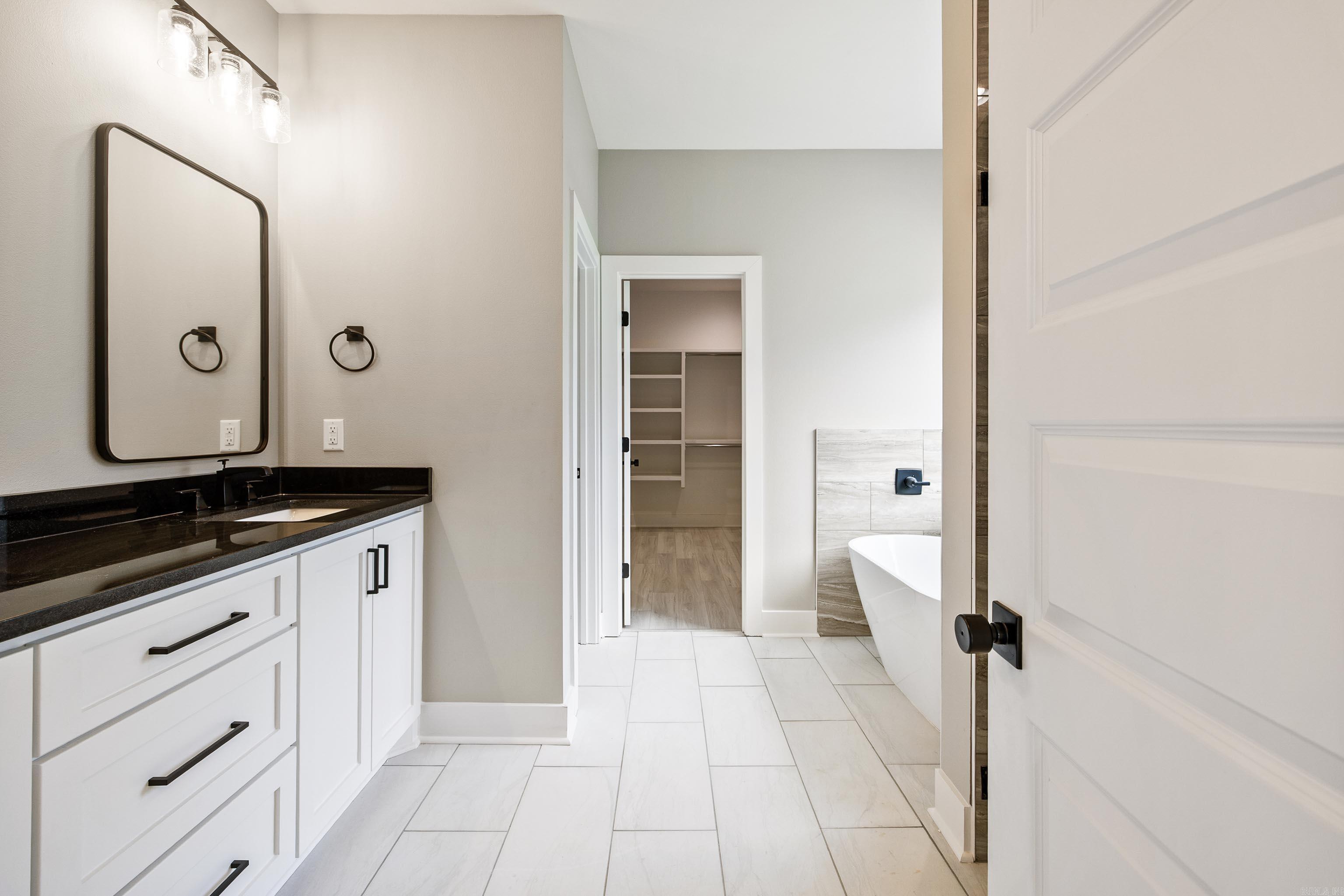 CYPRESS VALLEY - Residential