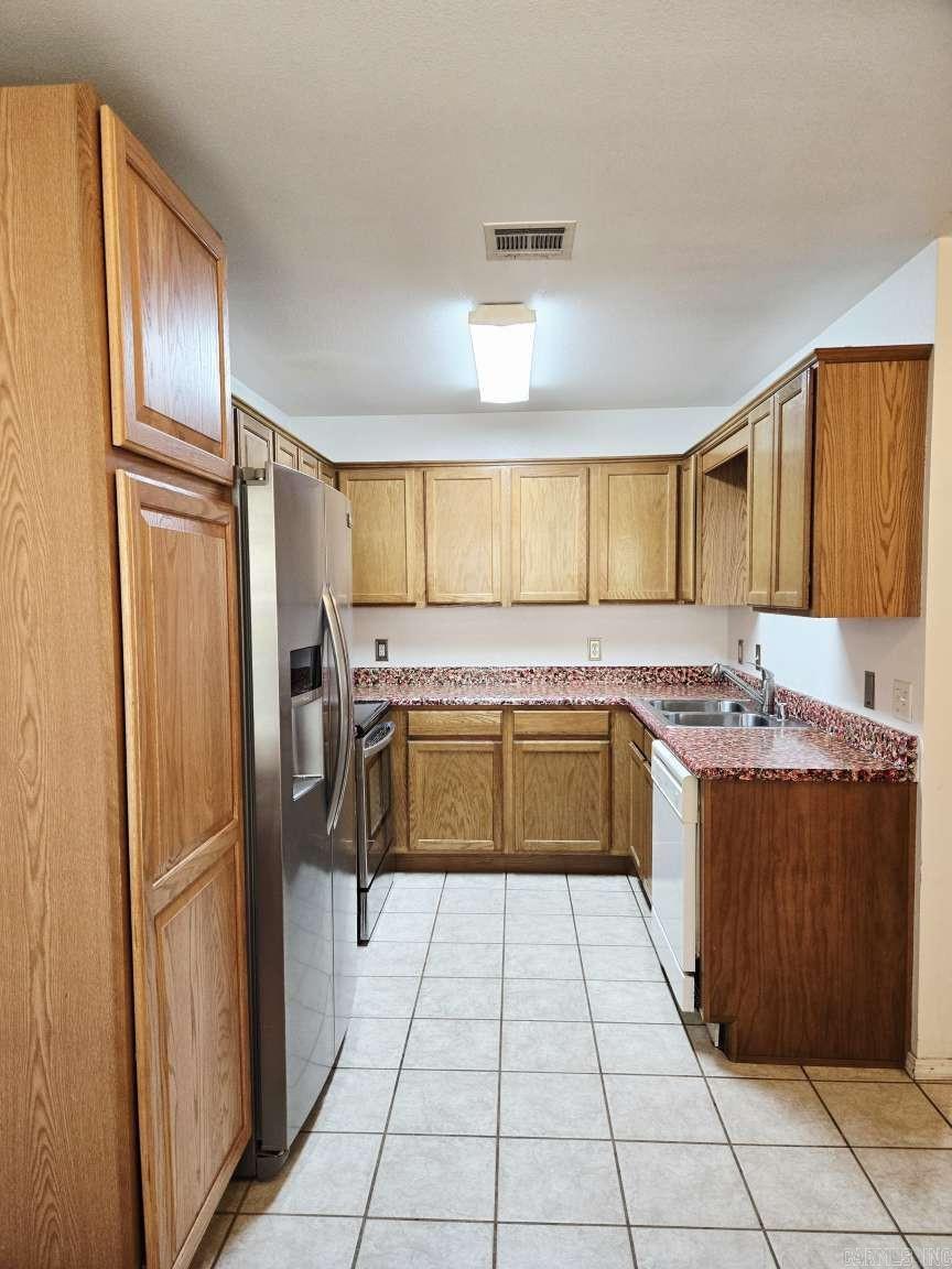 RIVENDALE COVE - Residential