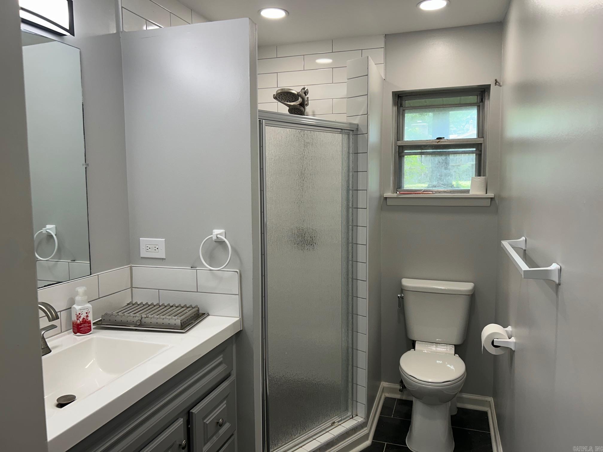 INDIANHEAD LAKES EST - Residential