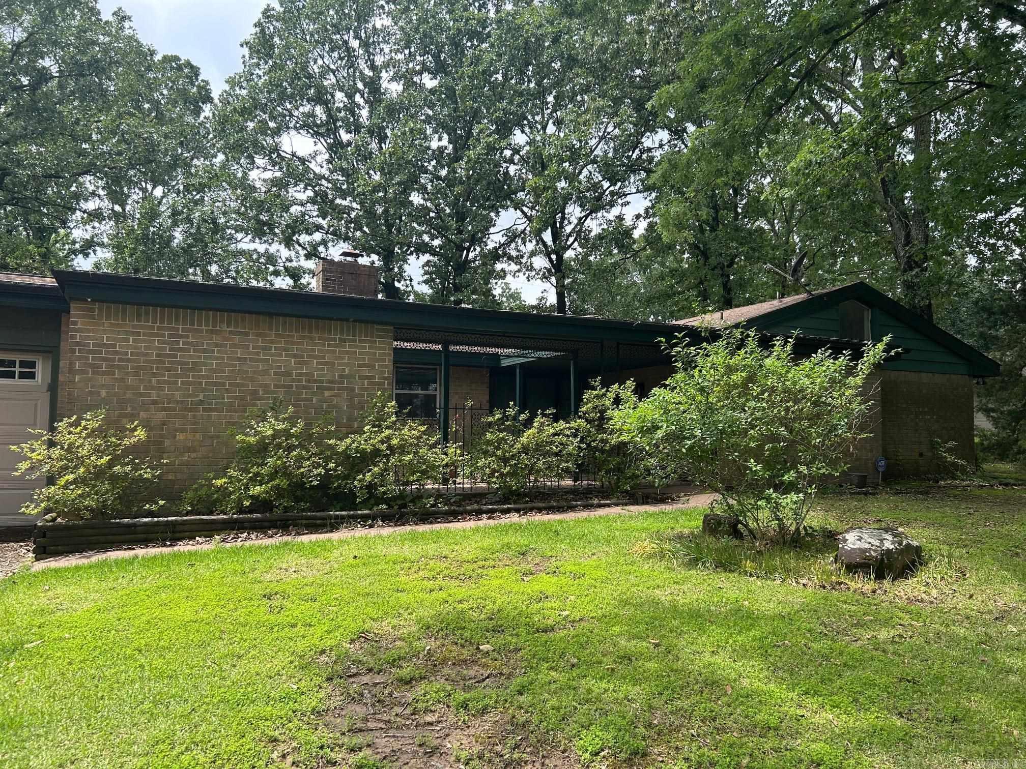 INDIANHEAD LAKES EST - Residential