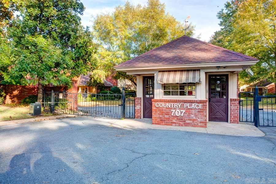 PLEASANT VALLEY - Residential