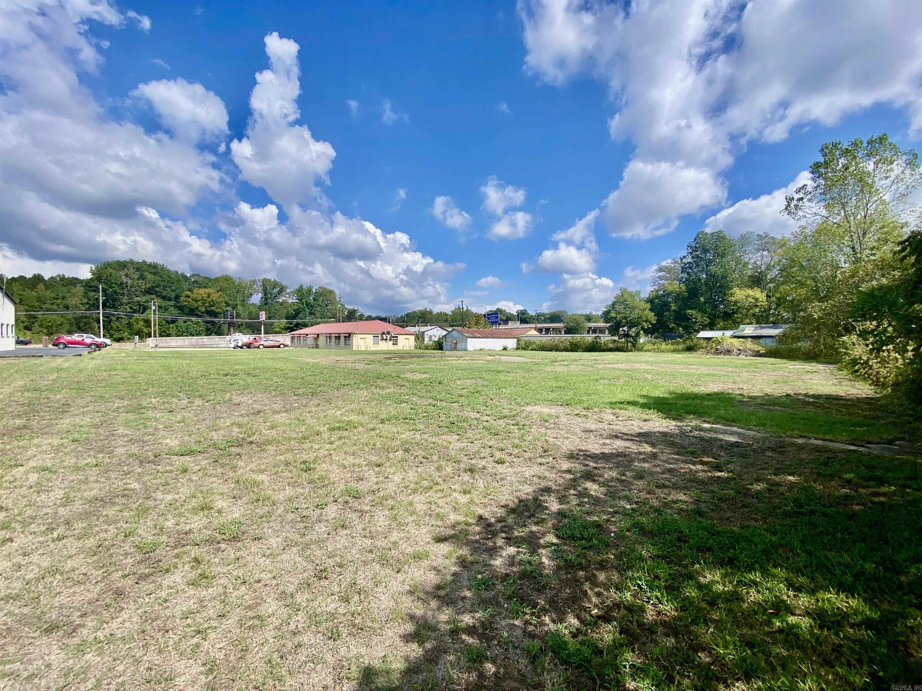 Lund and Hill Origtownmal - Commercial Sale