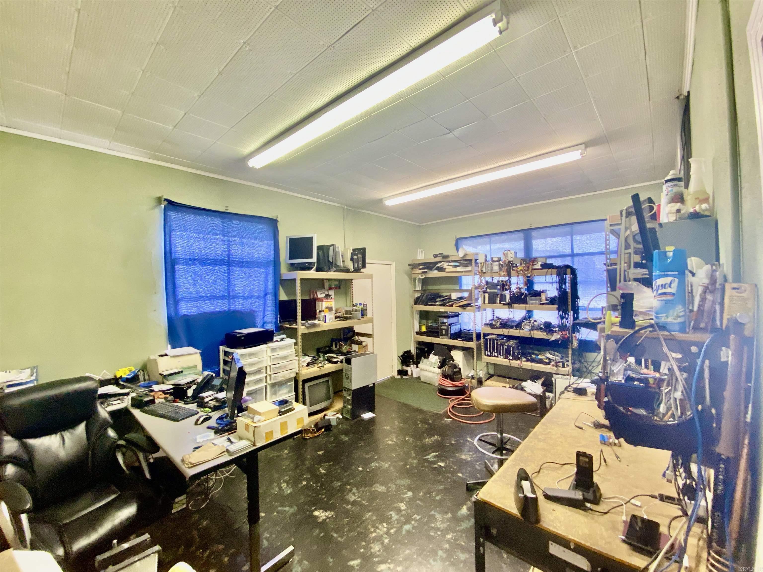 Lund and Hill Origtownmal - Commercial Sale