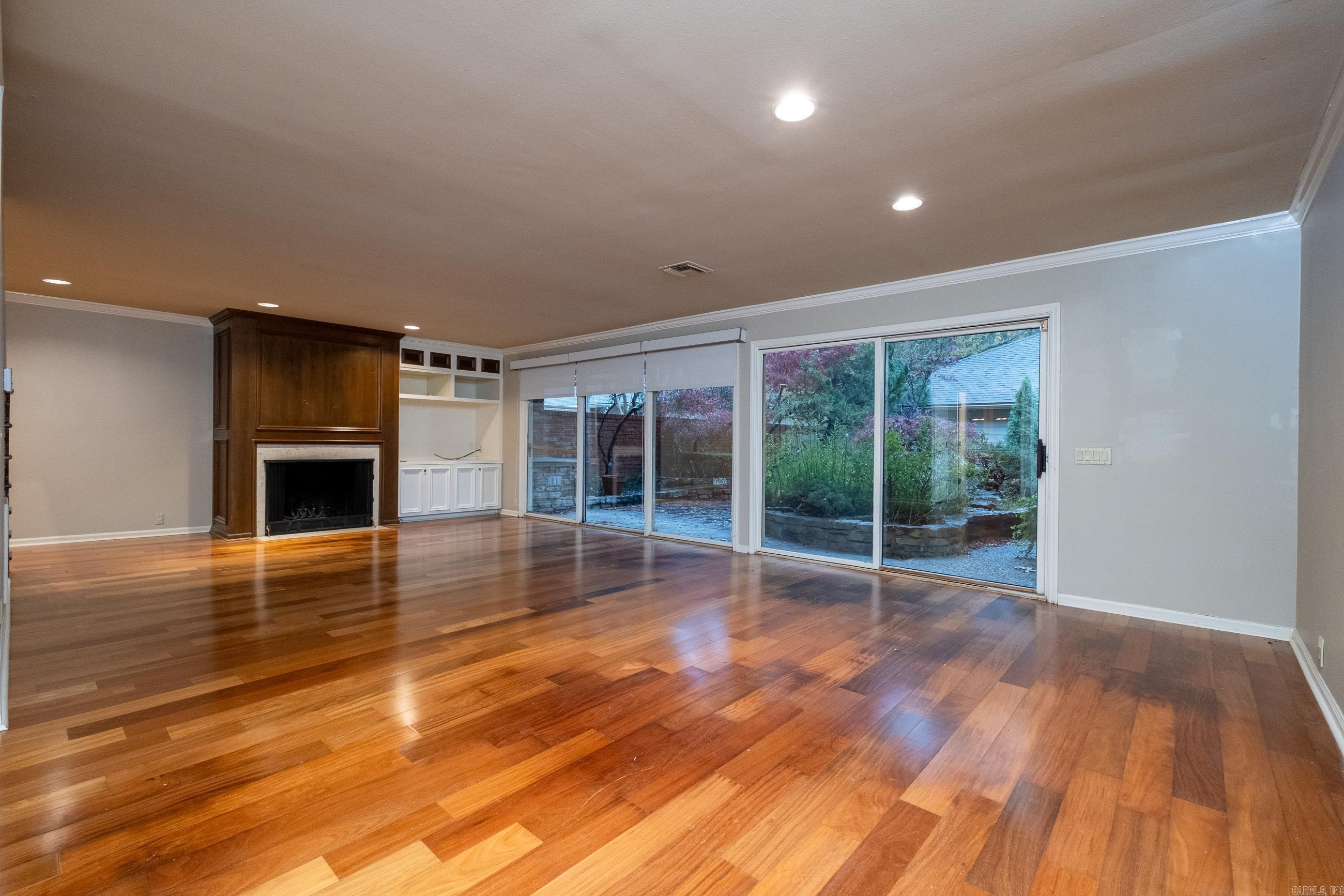 COUNTRY PLACE HPR - Residential