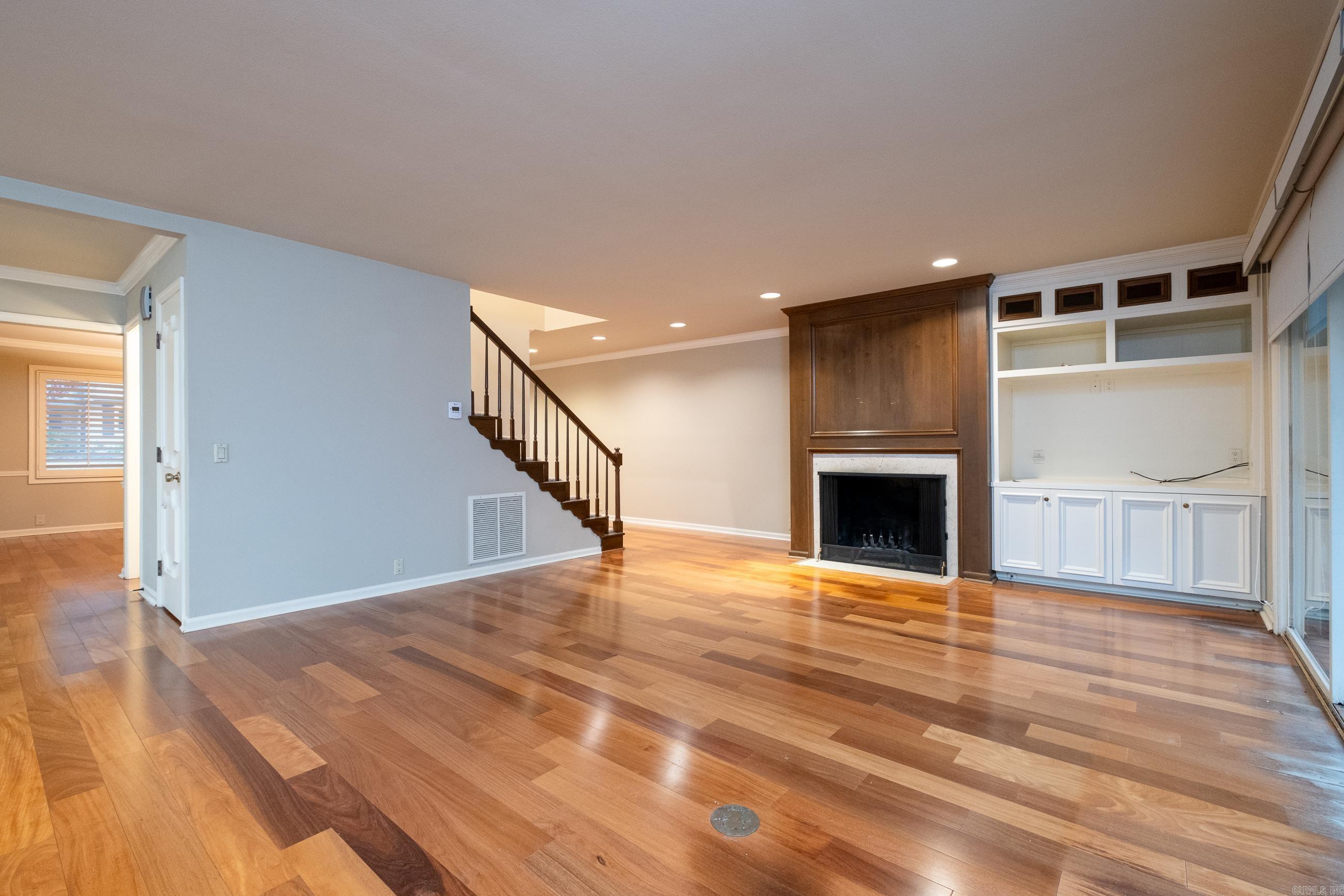 COUNTRY PLACE HPR - Residential