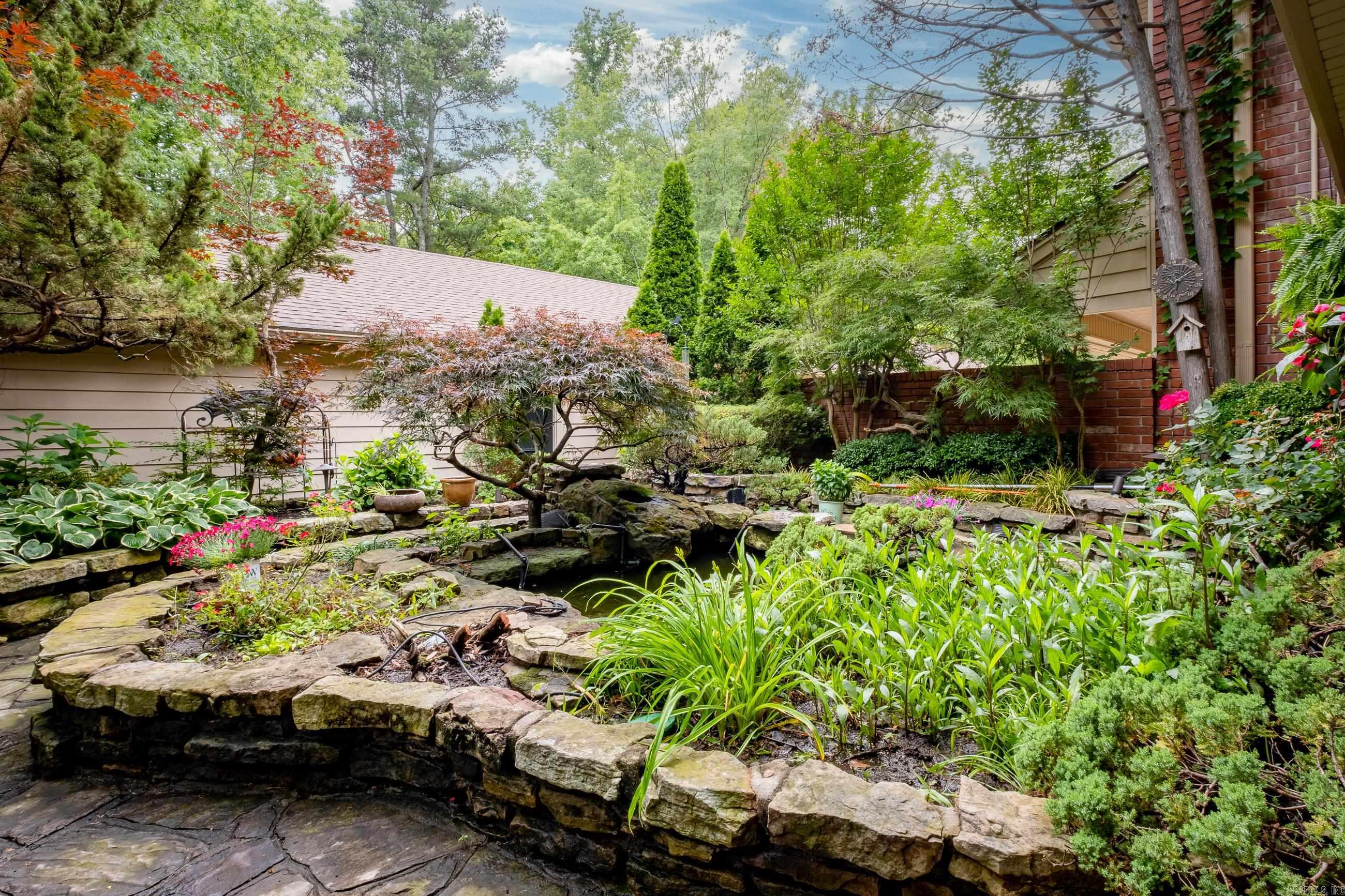 COUNTRY PLACE HPR - Residential