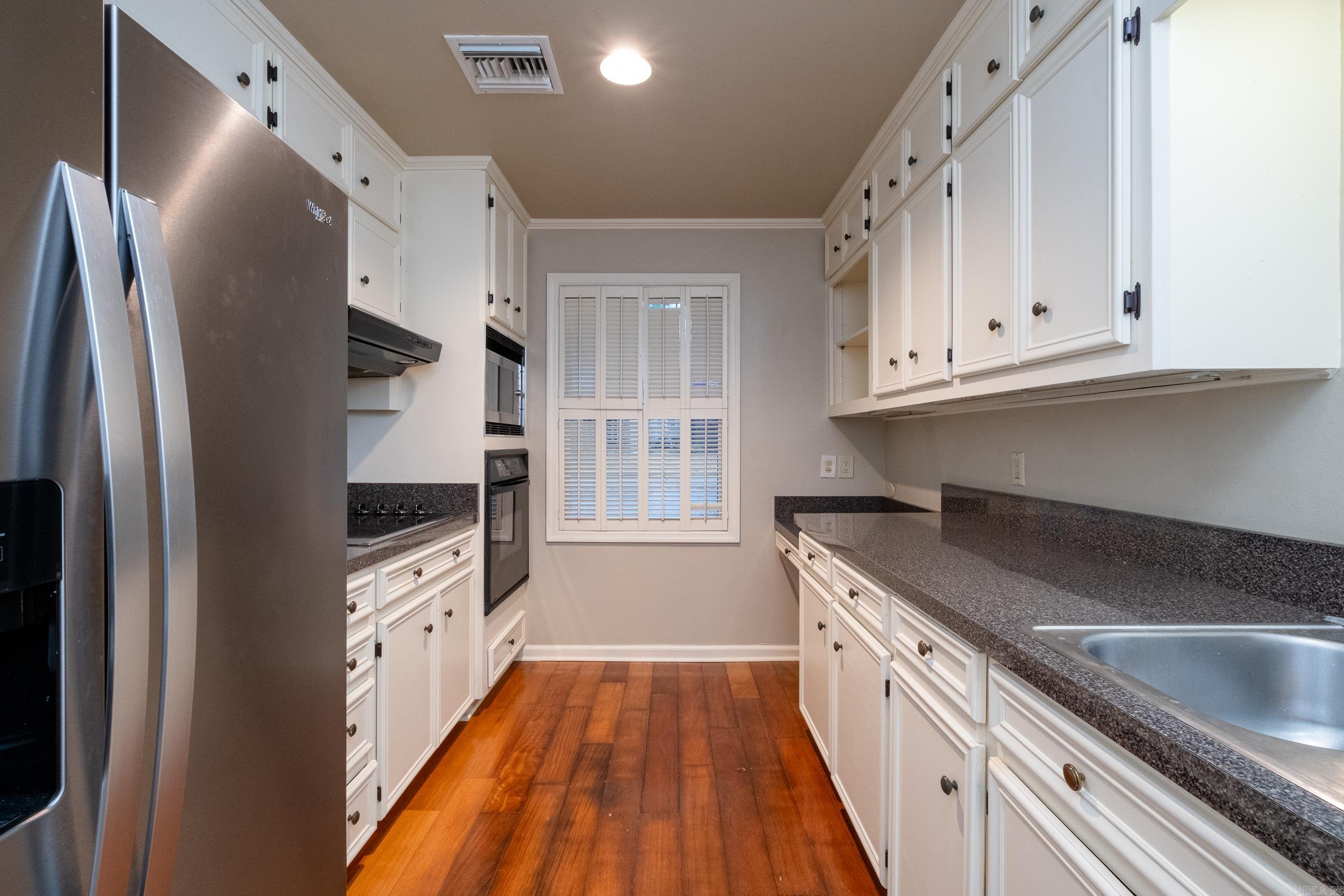 COUNTRY PLACE HPR - Residential