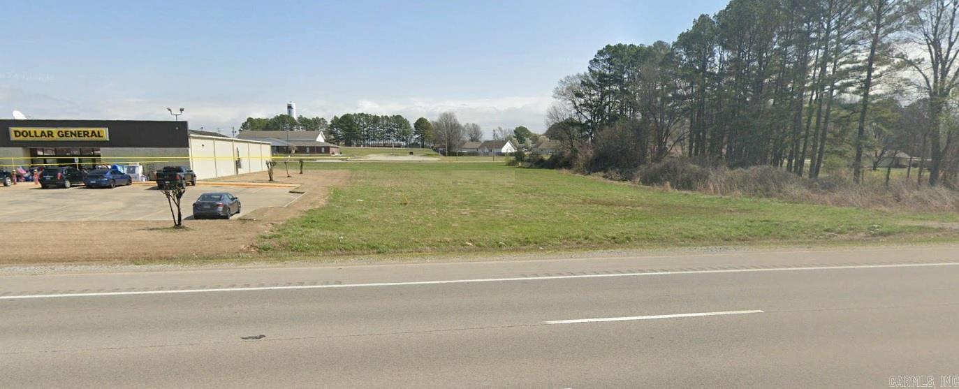 Prime Location in the Hottest Development in Northeast Arkansas - Brookland!!! Ark Dept of Transportation measured over 20,000 cars per day in 2023. Everyone wants to be in Brookland with great schools, quality of life and just outside the larger city of Jonesboro. This property is located beside the Dollar General and just south of NEA Baptist Health Clinic. Very close to the Brookland Schools. Traffic is abundant and growth of businesses in this area are unparalleled in Northeast Arkansas. This site has frontage on U.S. 49 and also has a rear exit on Oak Street, behind the property. Dual Access make this property very desirable for most any business.